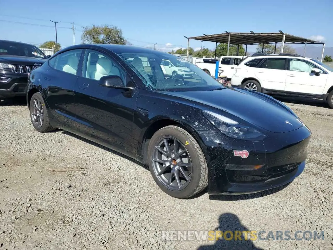 4 Photograph of a damaged car 5YJ3E1EA1PF685532 TESLA MODEL 3 2023