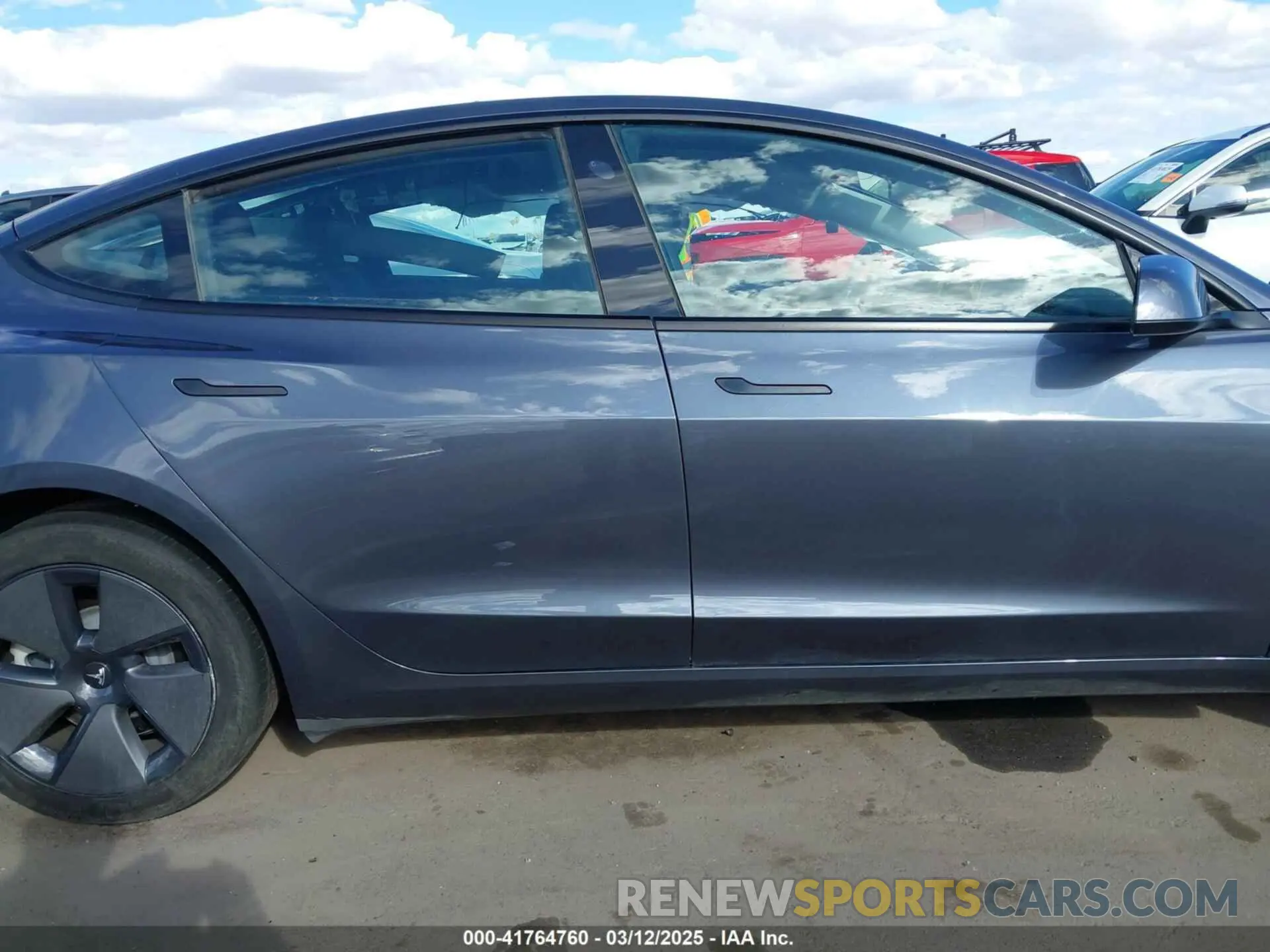 13 Photograph of a damaged car 5YJ3E1EA1PF691699 TESLA MODEL 3 2023