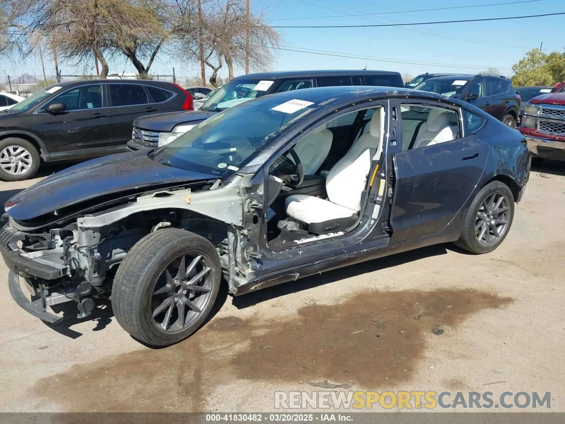 2 Photograph of a damaged car 5YJ3E1EA1PF711921 TESLA MODEL 3 2023