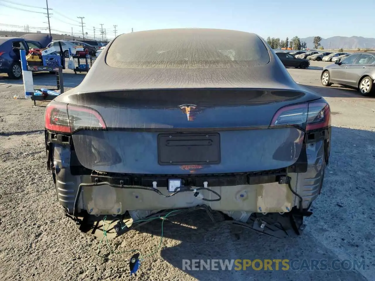 6 Photograph of a damaged car 5YJ3E1EA1PF713345 TESLA MODEL 3 2023