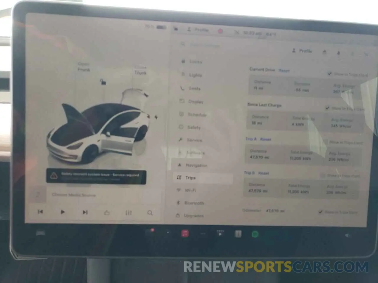 9 Photograph of a damaged car 5YJ3E1EA1PF714513 TESLA MODEL 3 2023