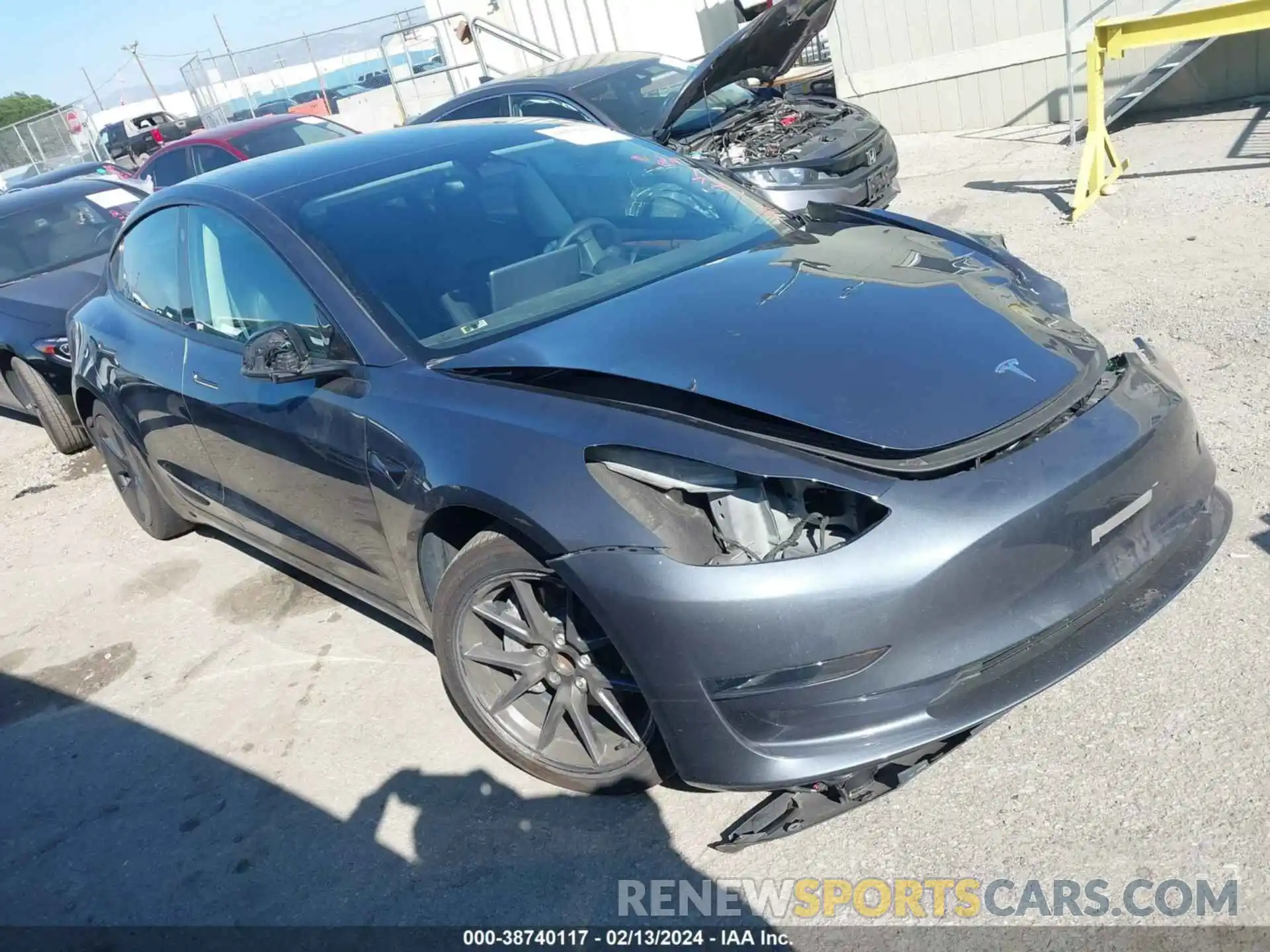 14 Photograph of a damaged car 5YJ3E1EA2PF412552 TESLA MODEL 3 2023