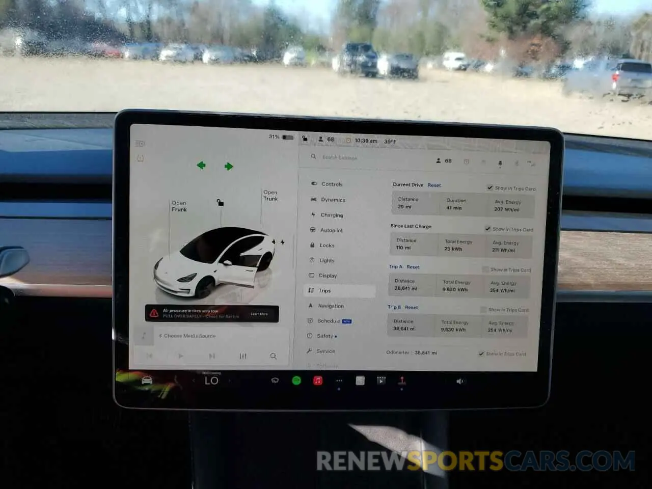 9 Photograph of a damaged car 5YJ3E1EA2PF417590 TESLA MODEL 3 2023