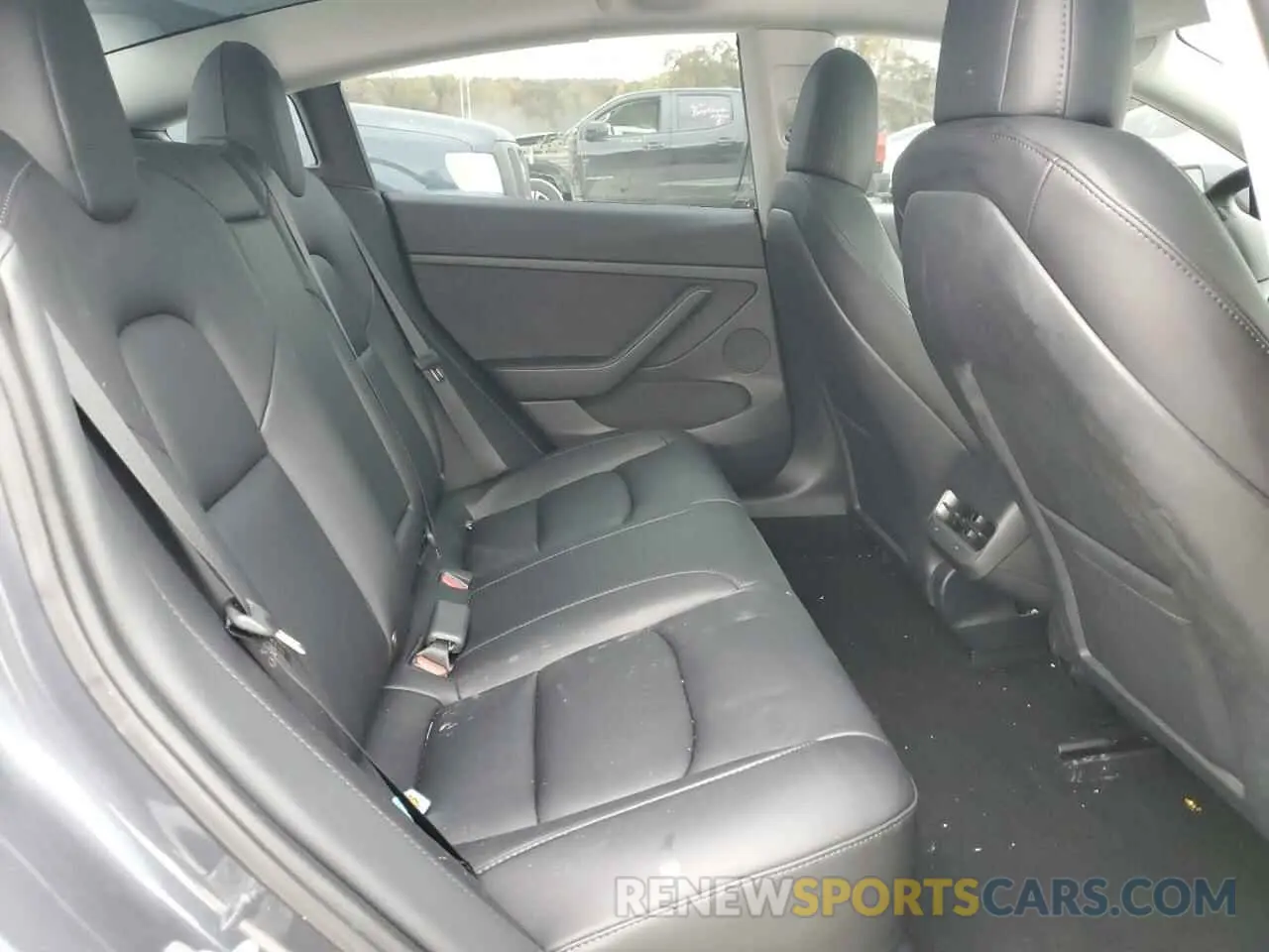 10 Photograph of a damaged car 5YJ3E1EA2PF417931 TESLA MODEL 3 2023
