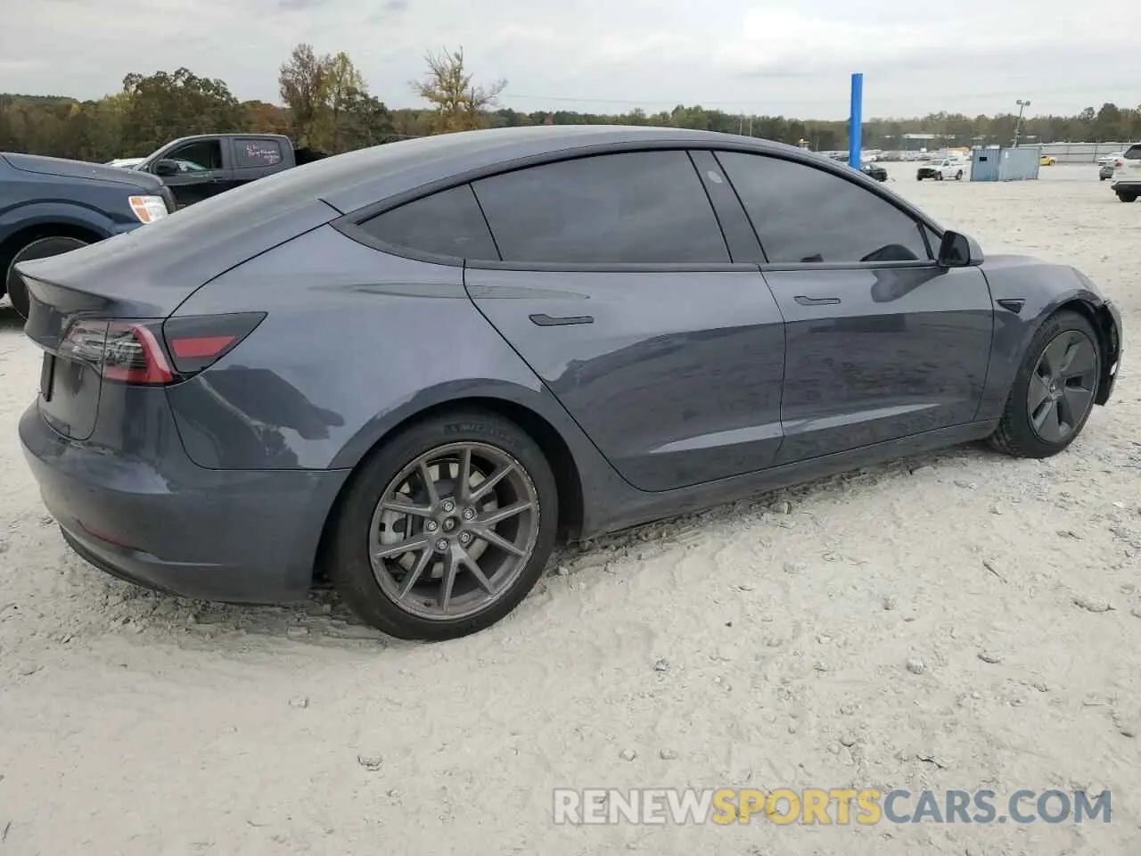 3 Photograph of a damaged car 5YJ3E1EA2PF417931 TESLA MODEL 3 2023