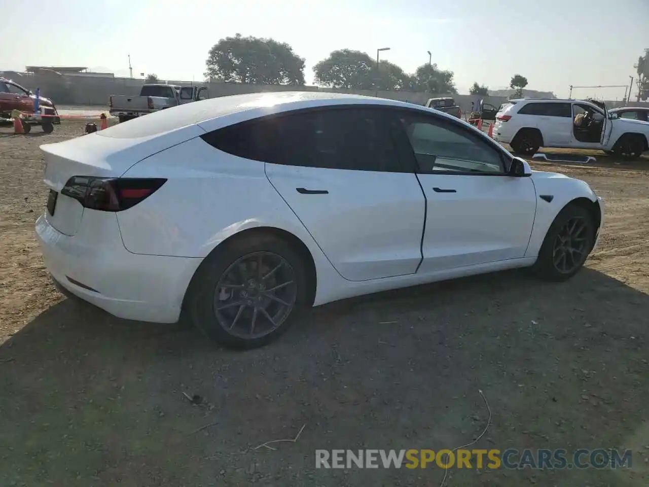 3 Photograph of a damaged car 5YJ3E1EA2PF420490 TESLA MODEL 3 2023