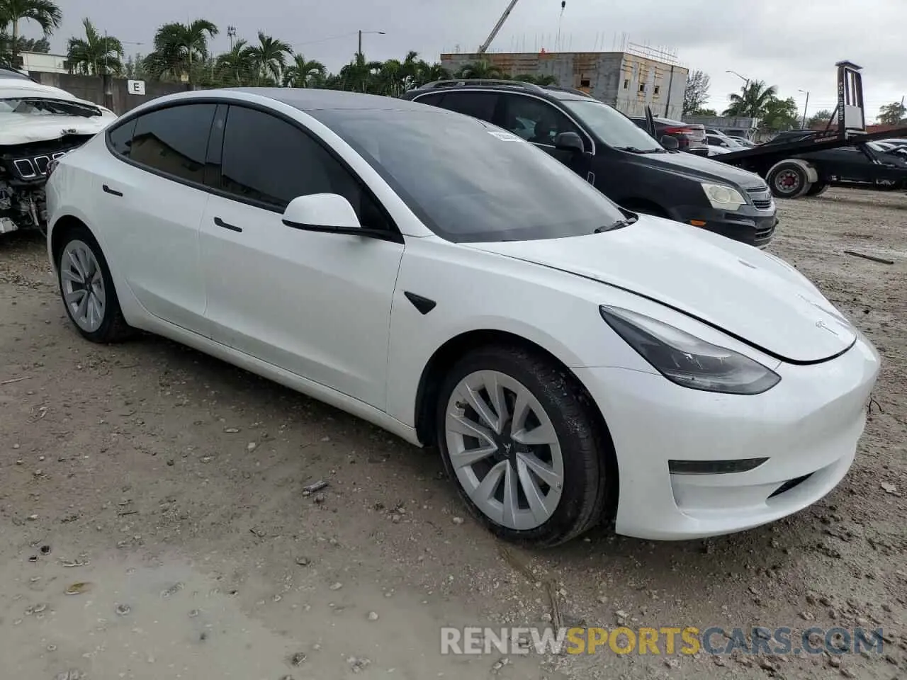 4 Photograph of a damaged car 5YJ3E1EA2PF421512 TESLA MODEL 3 2023