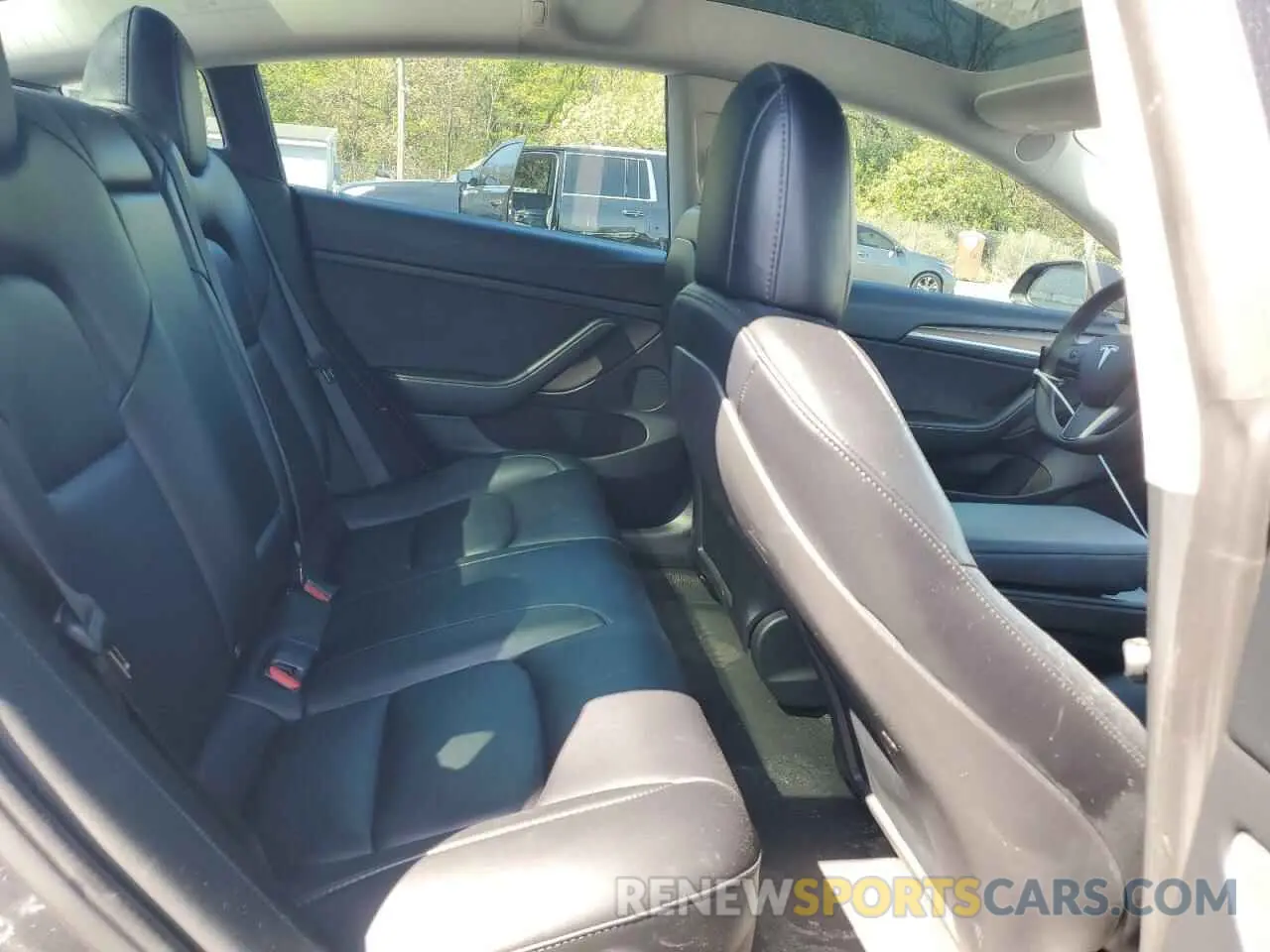 10 Photograph of a damaged car 5YJ3E1EA2PF426855 TESLA MODEL 3 2023