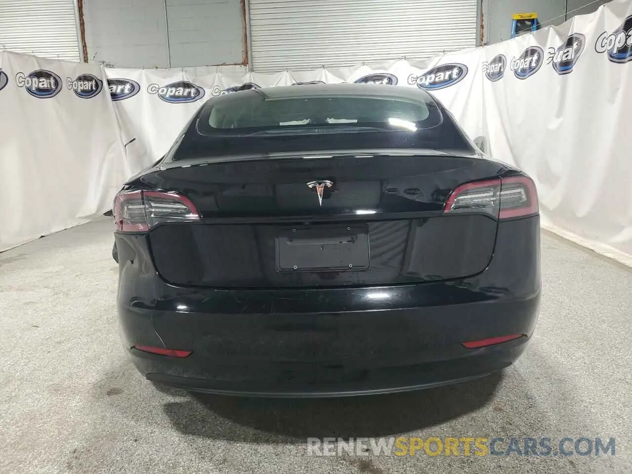 6 Photograph of a damaged car 5YJ3E1EA2PF432462 TESLA MODEL 3 2023