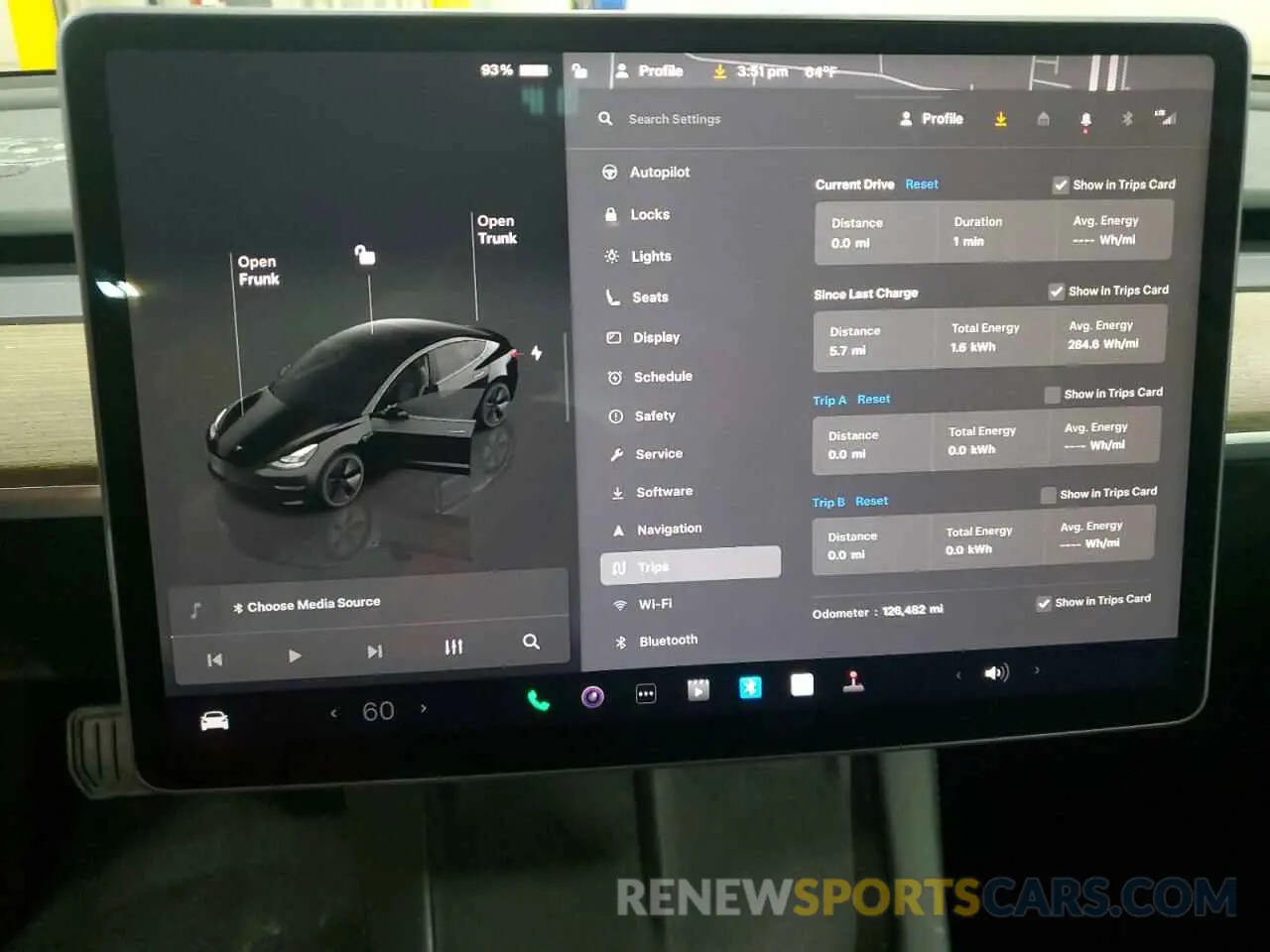 9 Photograph of a damaged car 5YJ3E1EA2PF432462 TESLA MODEL 3 2023