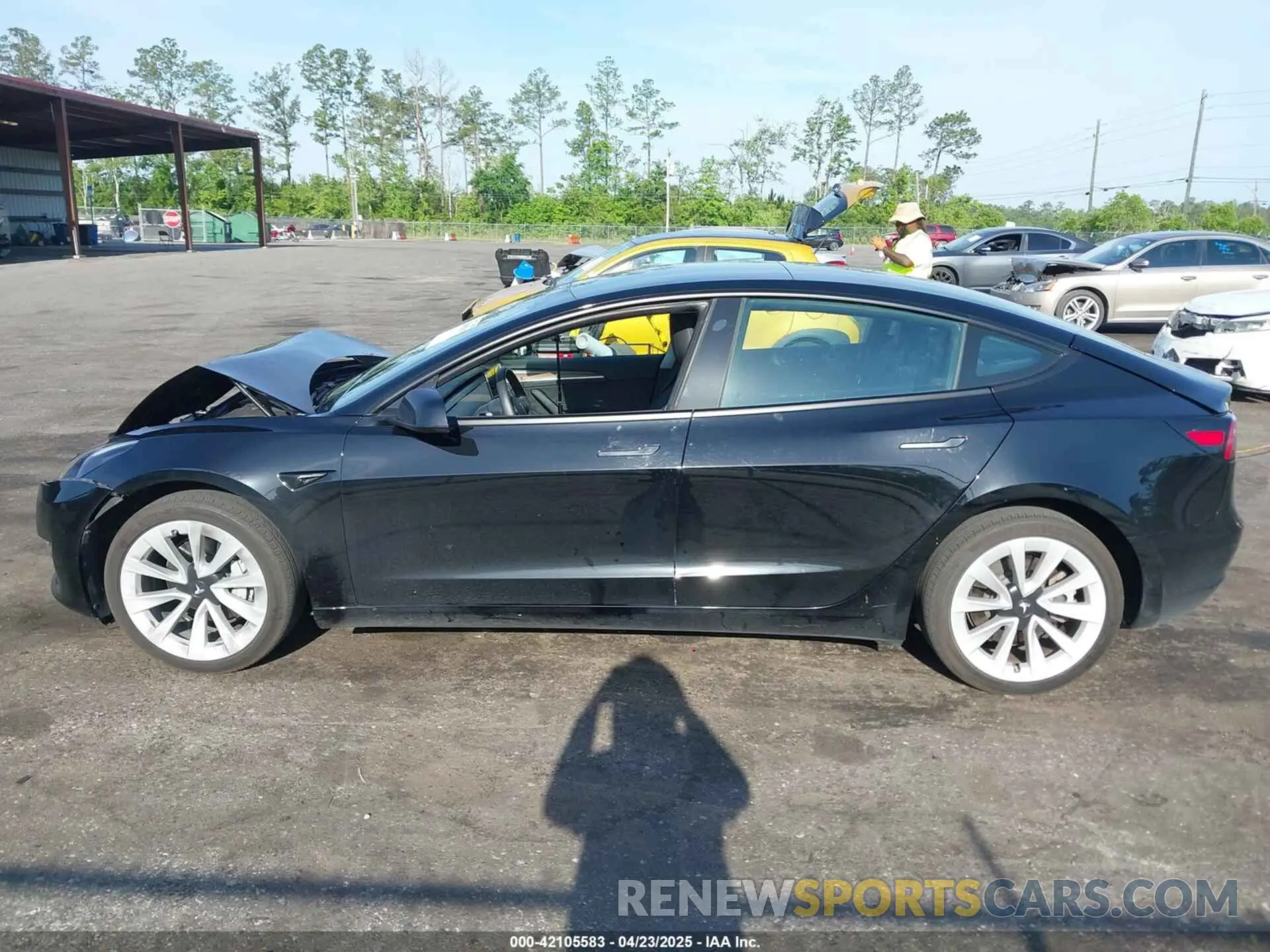 14 Photograph of a damaged car 5YJ3E1EA2PF437967 TESLA MODEL 3 2023