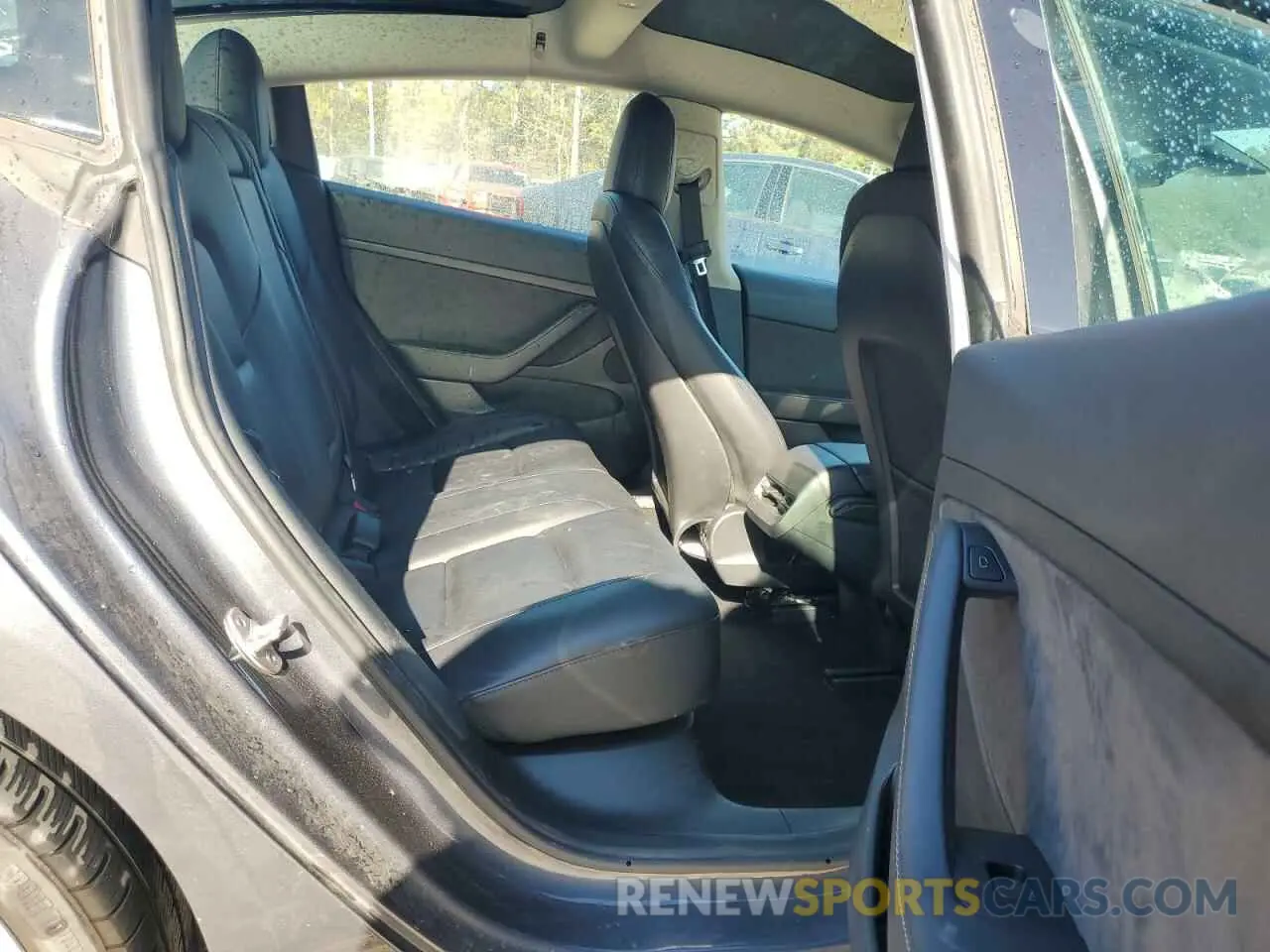 10 Photograph of a damaged car 5YJ3E1EA2PF446717 TESLA MODEL 3 2023