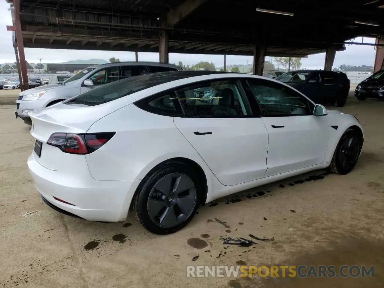 3 Photograph of a damaged car 5YJ3E1EA2PF456681 TESLA MODEL 3 2023