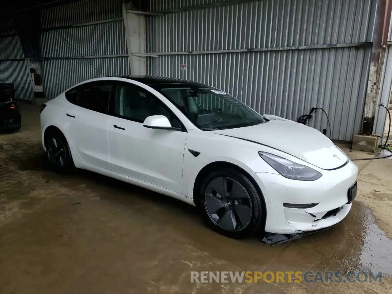 4 Photograph of a damaged car 5YJ3E1EA2PF456681 TESLA MODEL 3 2023