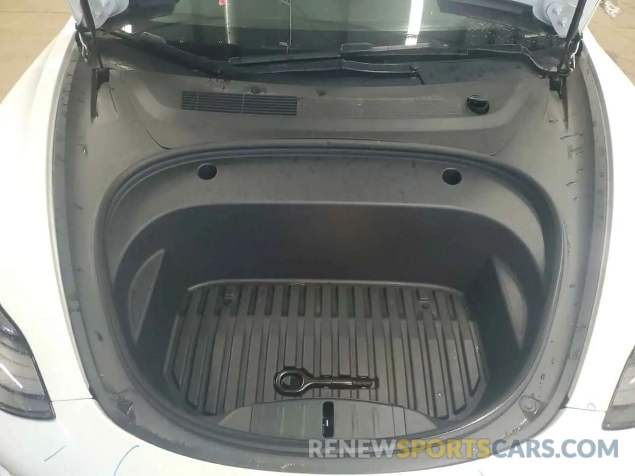 11 Photograph of a damaged car 5YJ3E1EA2PF460536 TESLA MODEL 3 2023
