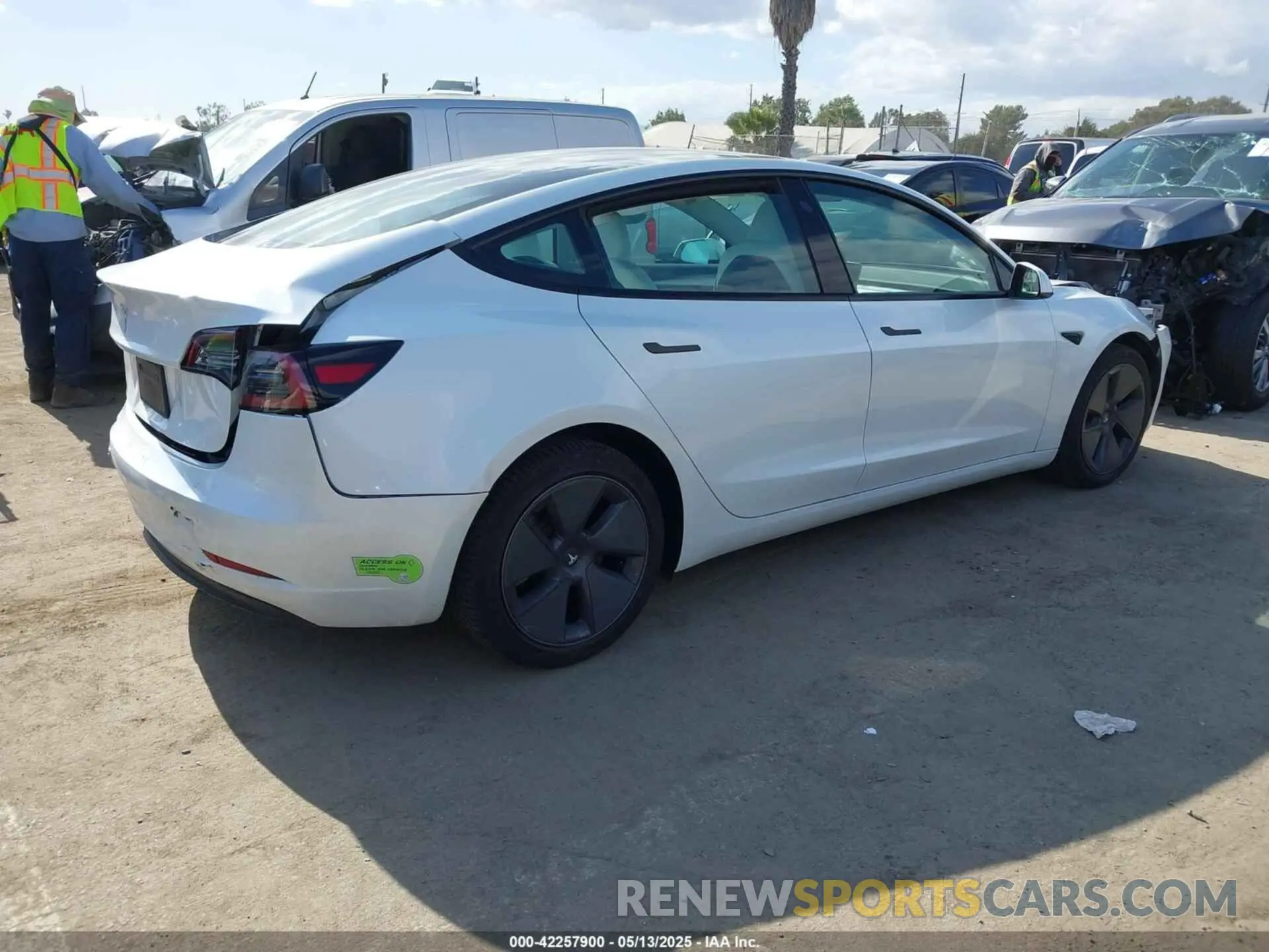 4 Photograph of a damaged car 5YJ3E1EA2PF465882 TESLA MODEL 3 2023