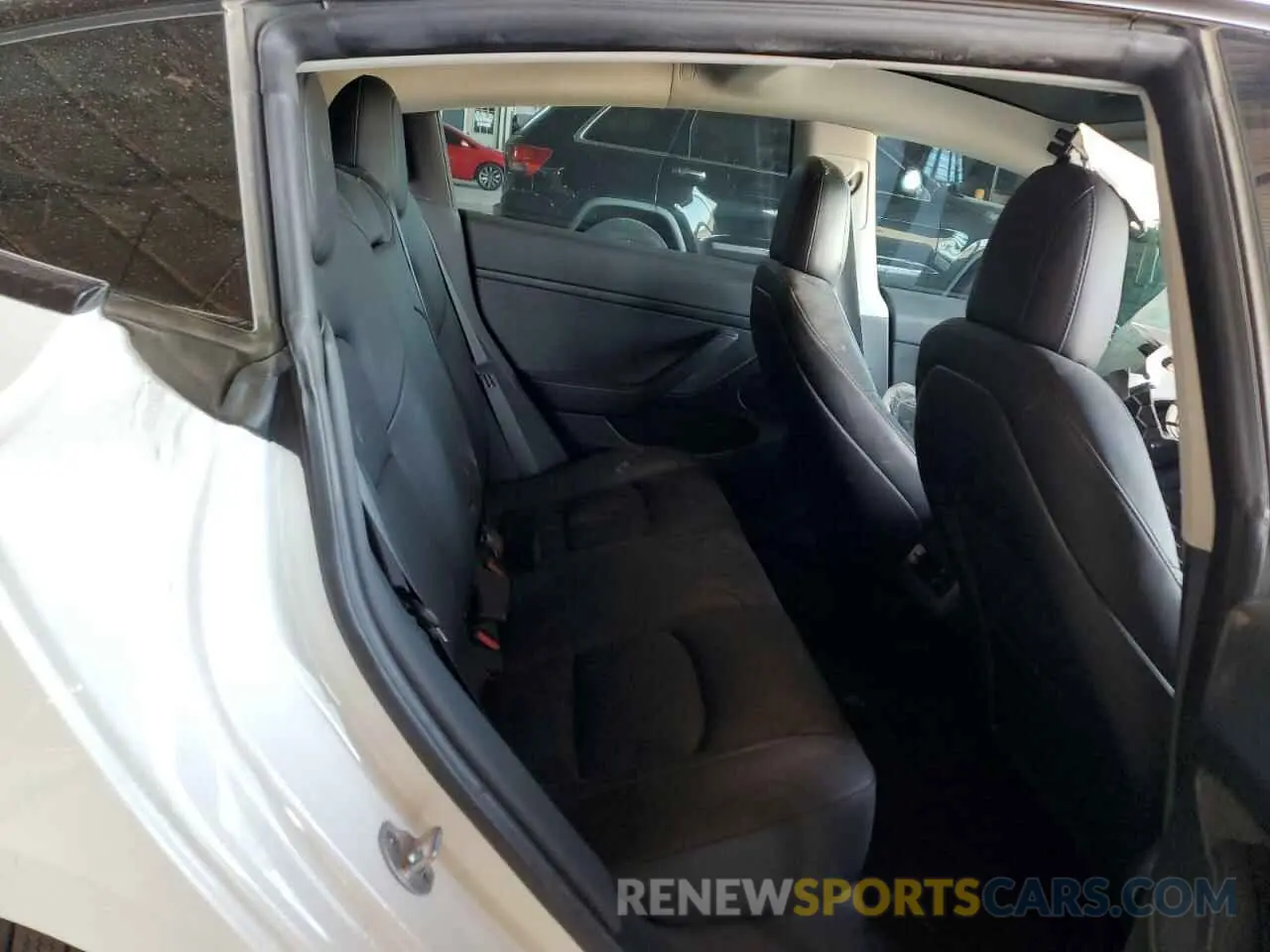 10 Photograph of a damaged car 5YJ3E1EA2PF471049 TESLA MODEL 3 2023