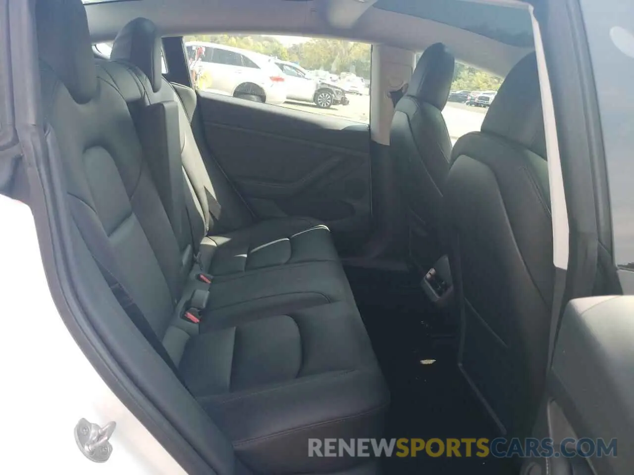 10 Photograph of a damaged car 5YJ3E1EA2PF479698 TESLA MODEL 3 2023