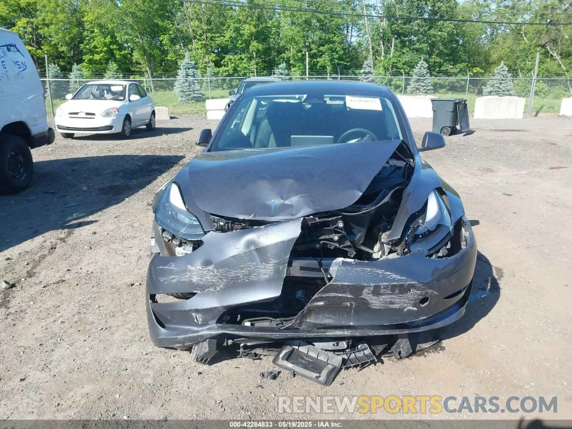 11 Photograph of a damaged car 5YJ3E1EA2PF492659 TESLA MODEL 3 2023