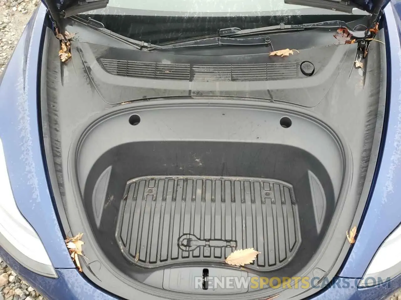 11 Photograph of a damaged car 5YJ3E1EA2PF498137 TESLA MODEL 3 2023