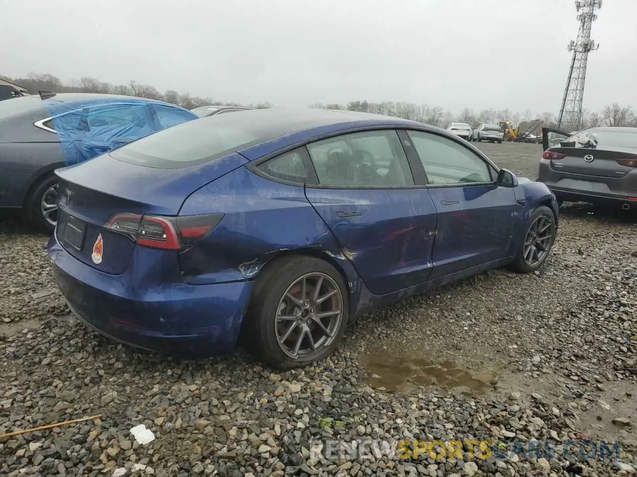 3 Photograph of a damaged car 5YJ3E1EA2PF498137 TESLA MODEL 3 2023