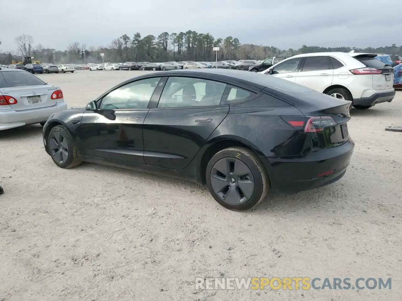 2 Photograph of a damaged car 5YJ3E1EA2PF500419 TESLA MODEL 3 2023