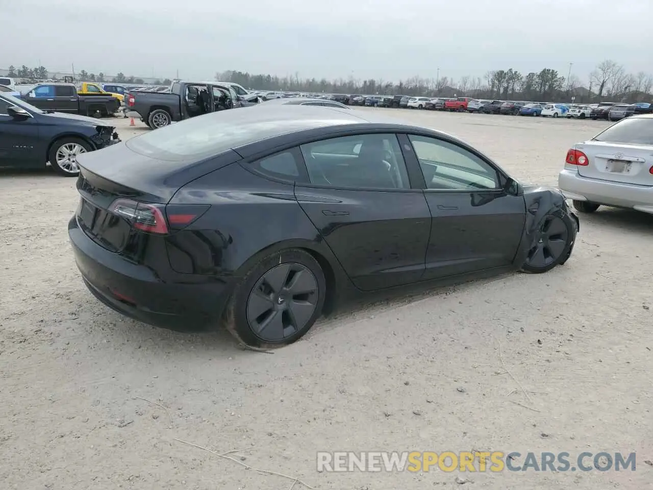 3 Photograph of a damaged car 5YJ3E1EA2PF500419 TESLA MODEL 3 2023
