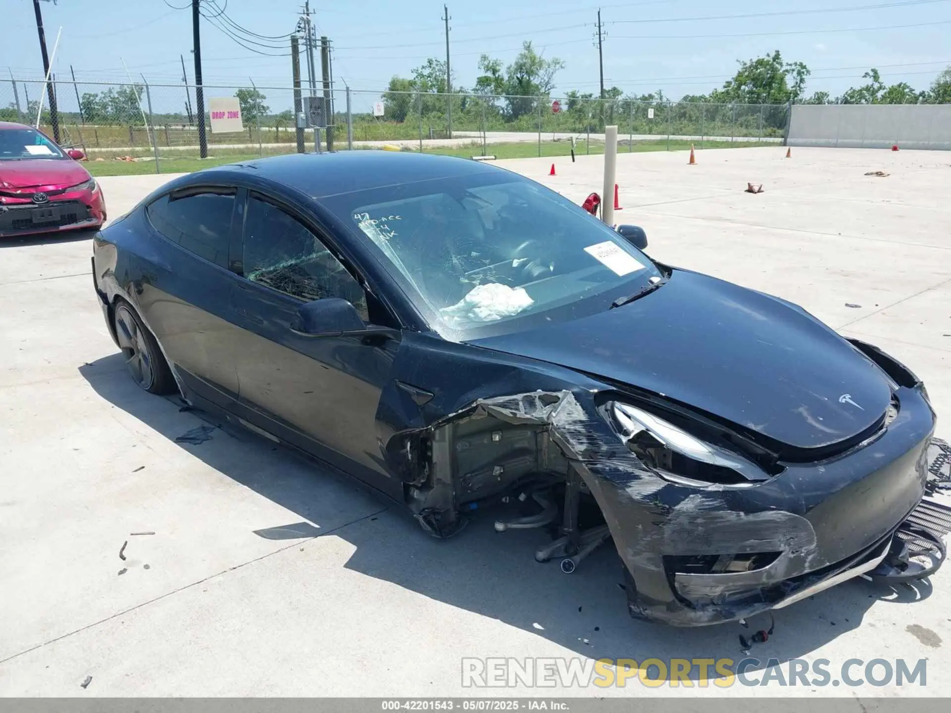 1 Photograph of a damaged car 5YJ3E1EA2PF501375 TESLA MODEL 3 2023