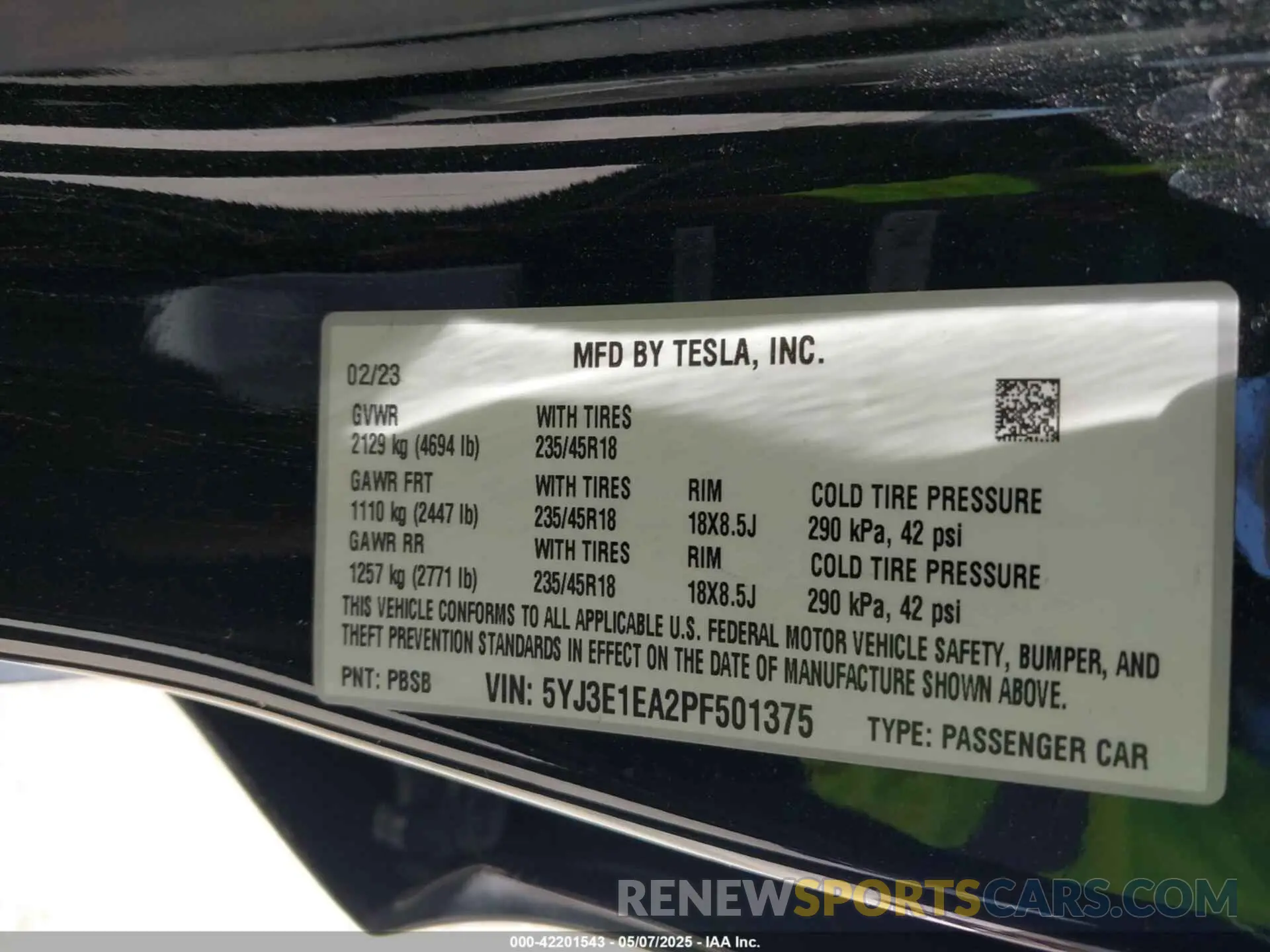 9 Photograph of a damaged car 5YJ3E1EA2PF501375 TESLA MODEL 3 2023