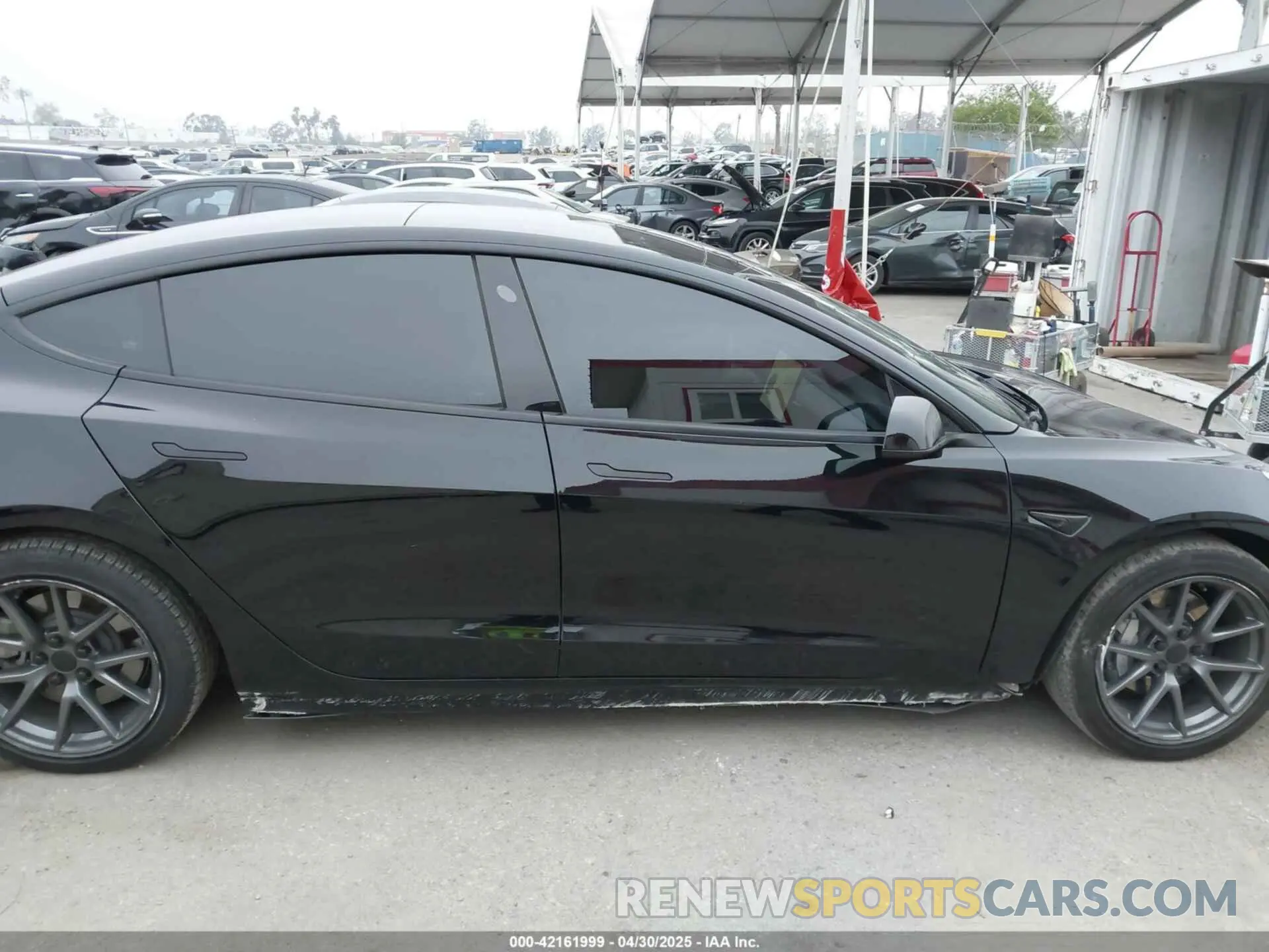13 Photograph of a damaged car 5YJ3E1EA2PF502302 TESLA MODEL 3 2023
