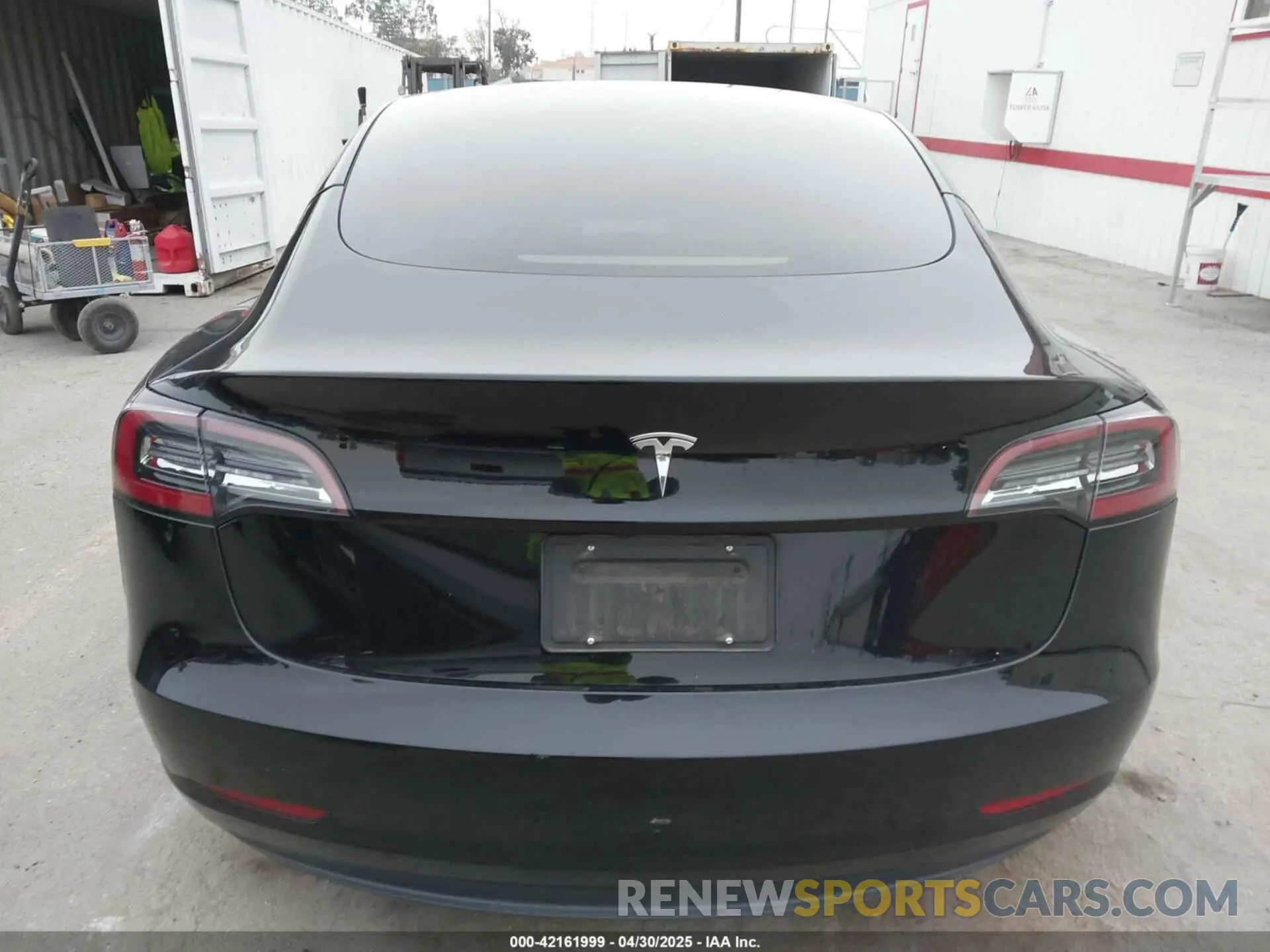 16 Photograph of a damaged car 5YJ3E1EA2PF502302 TESLA MODEL 3 2023
