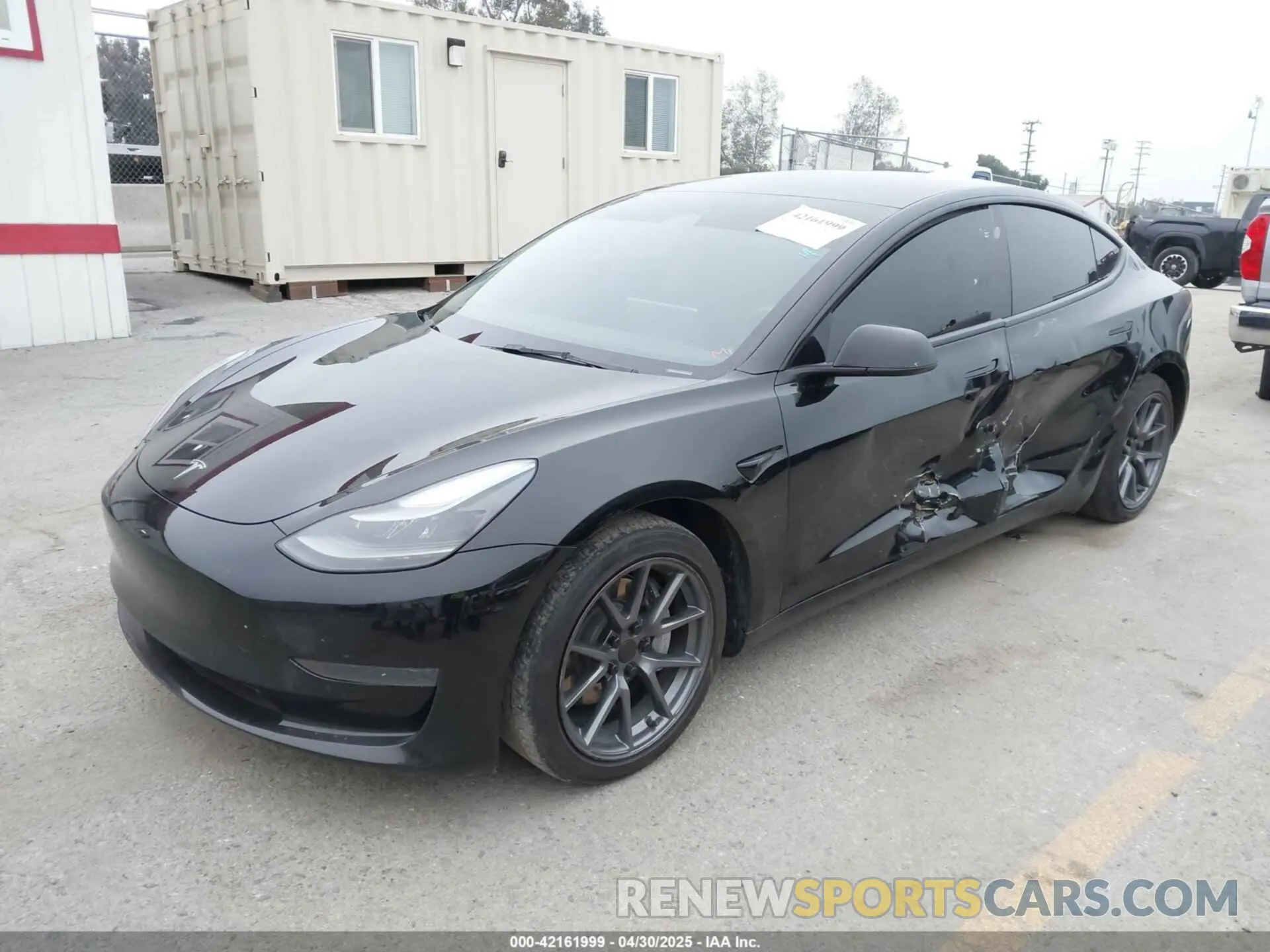 2 Photograph of a damaged car 5YJ3E1EA2PF502302 TESLA MODEL 3 2023