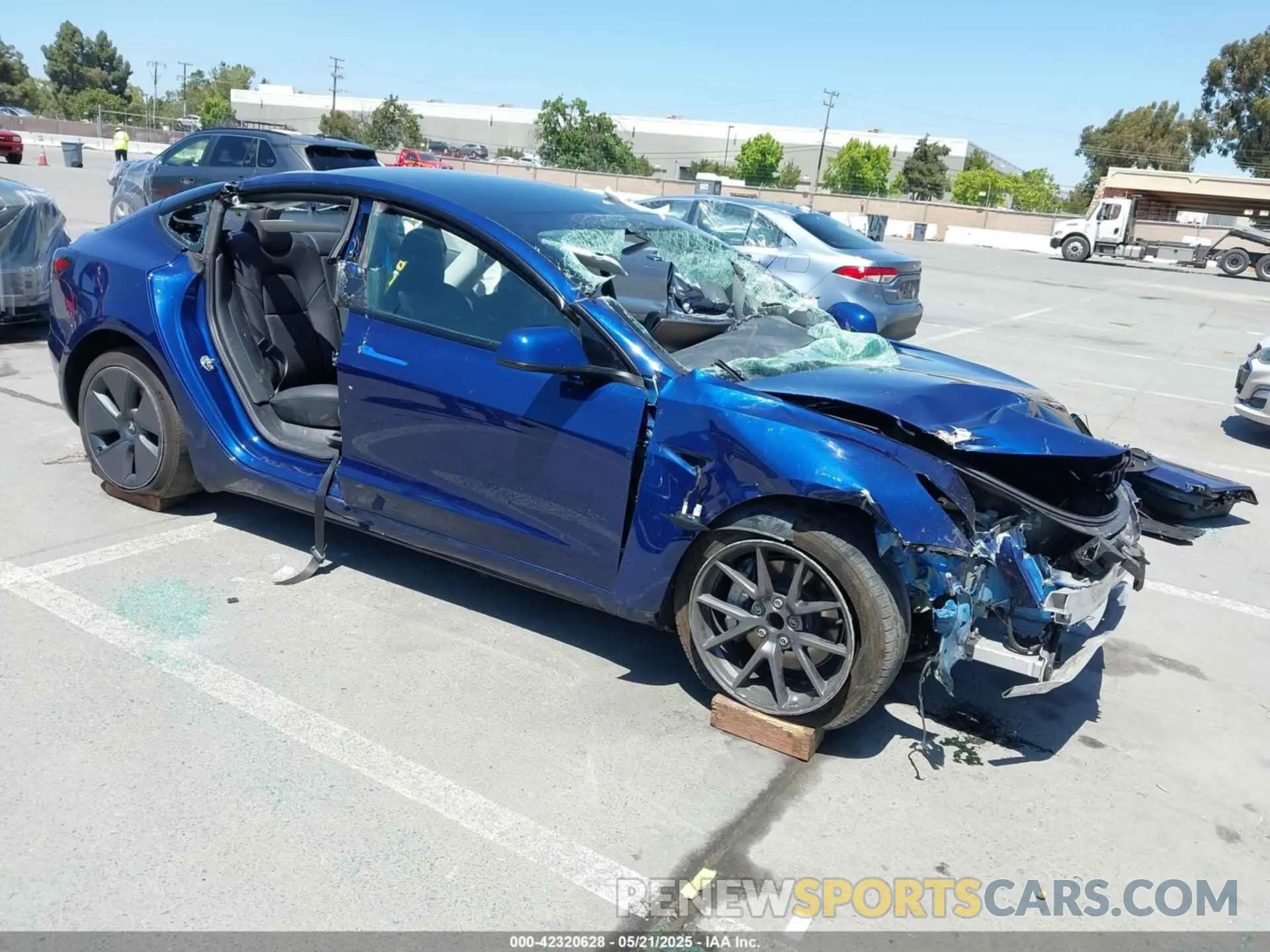 1 Photograph of a damaged car 5YJ3E1EA2PF506429 TESLA MODEL 3 2023