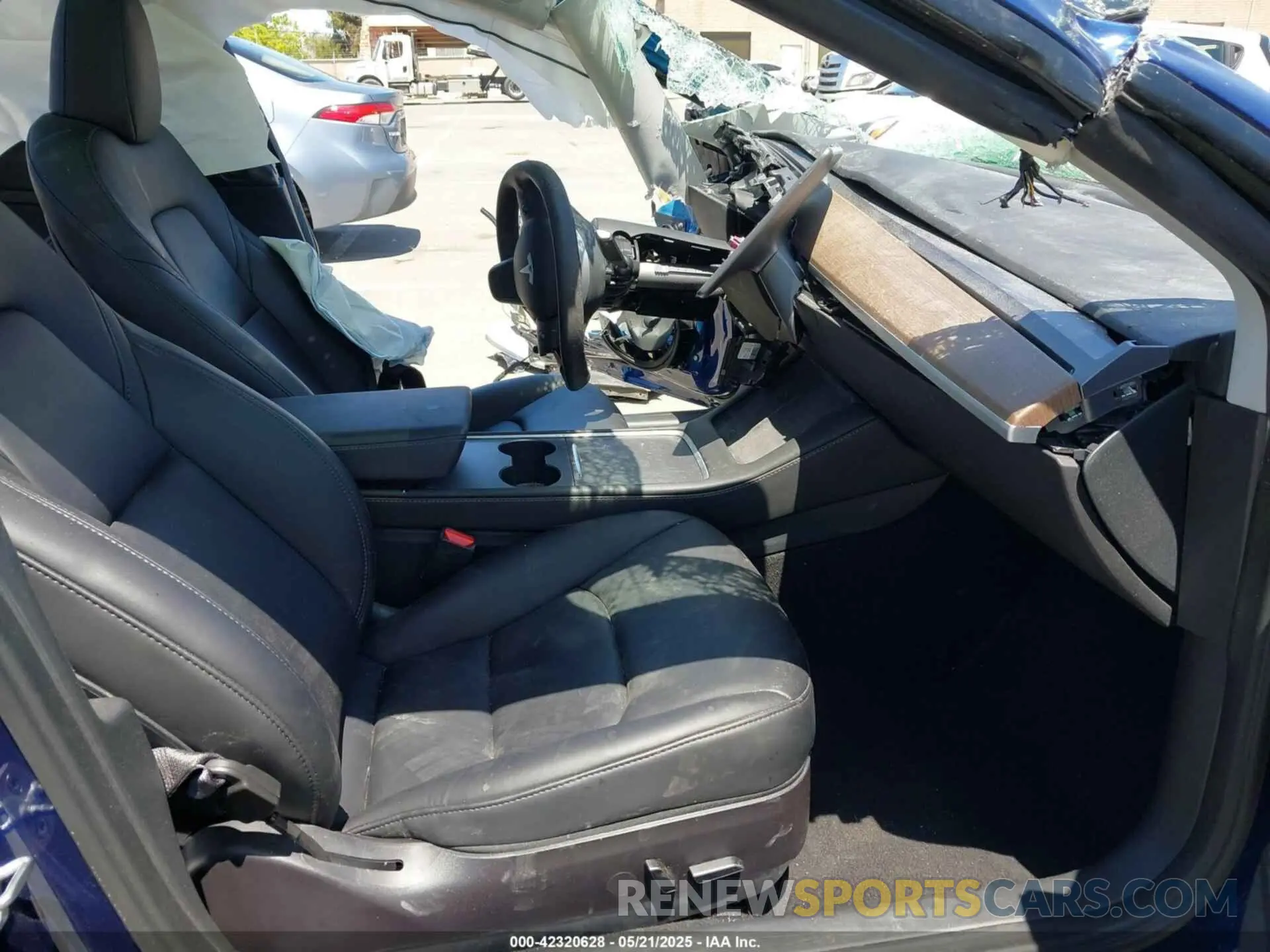 5 Photograph of a damaged car 5YJ3E1EA2PF506429 TESLA MODEL 3 2023
