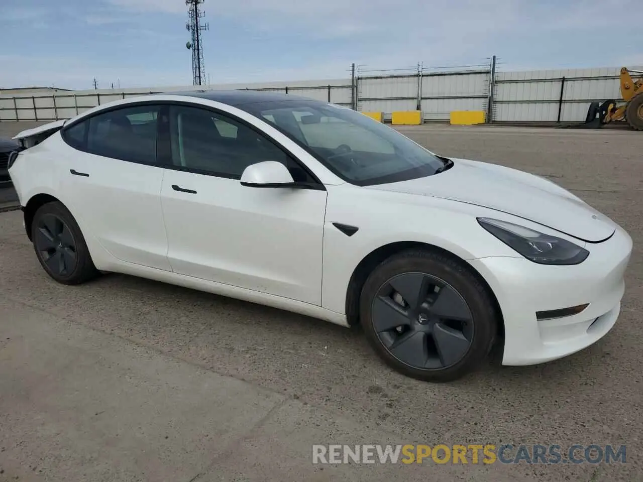 4 Photograph of a damaged car 5YJ3E1EA2PF514806 TESLA MODEL 3 2023