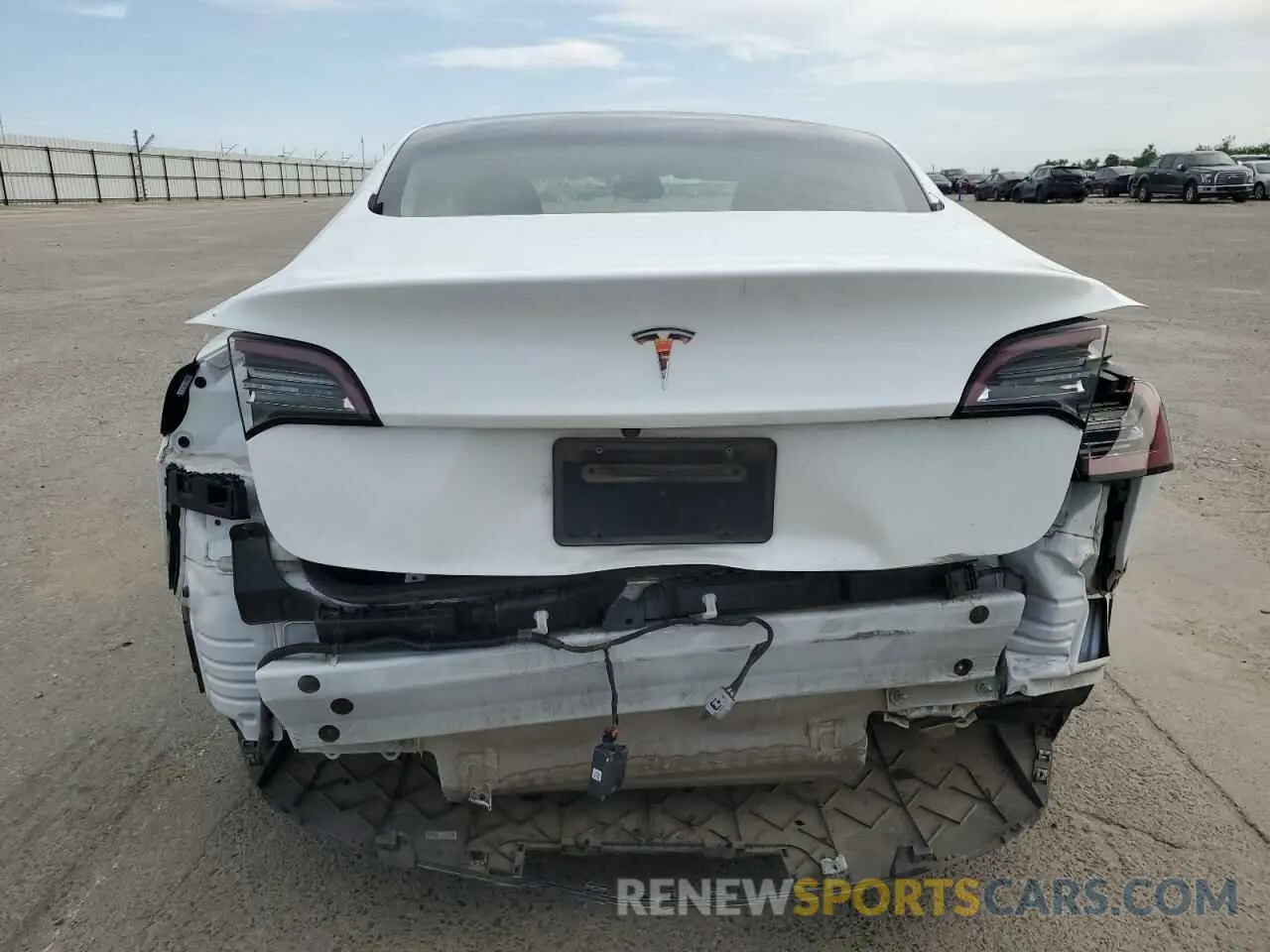6 Photograph of a damaged car 5YJ3E1EA2PF514806 TESLA MODEL 3 2023