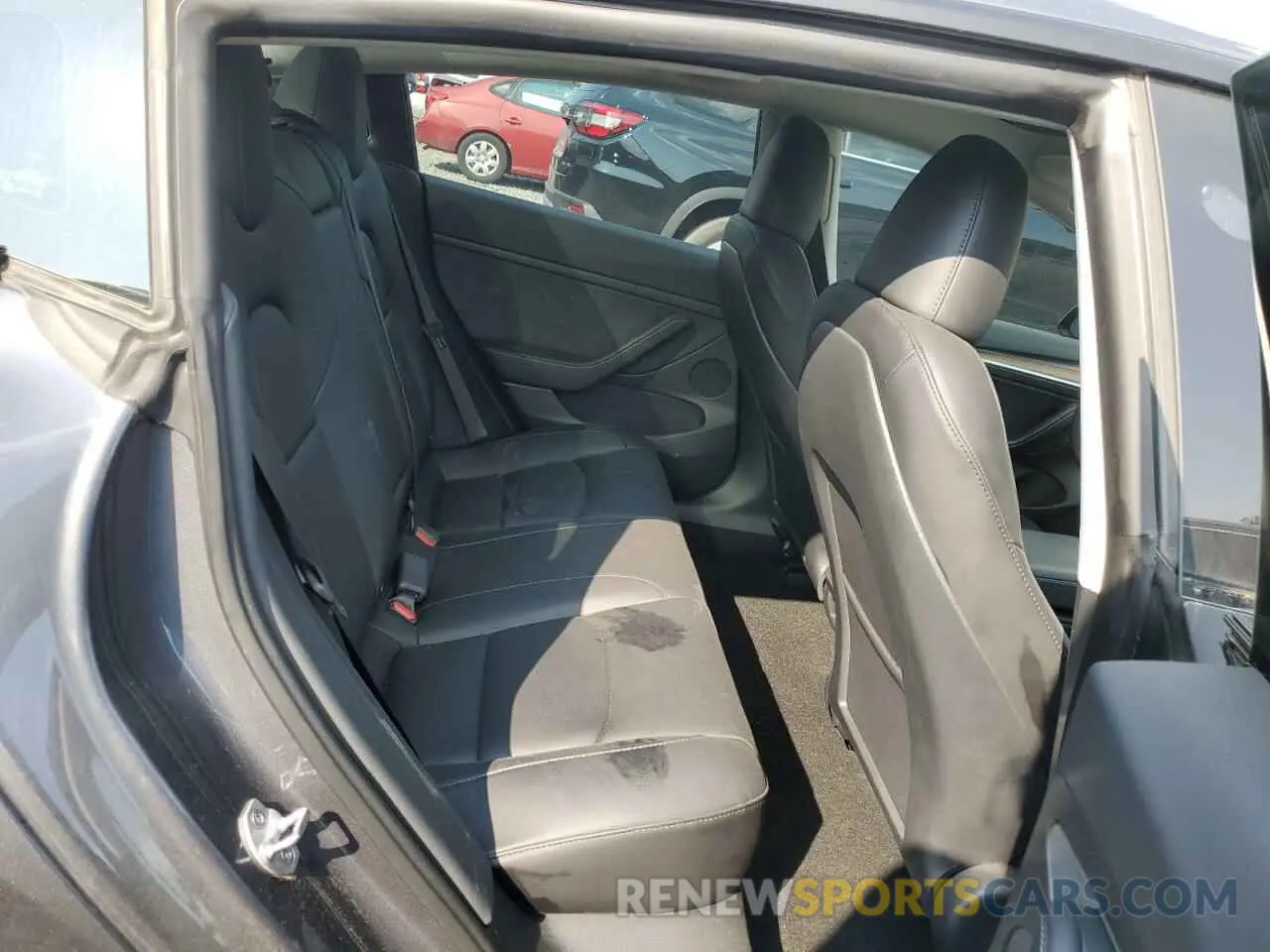 10 Photograph of a damaged car 5YJ3E1EA2PF544386 TESLA MODEL 3 2023