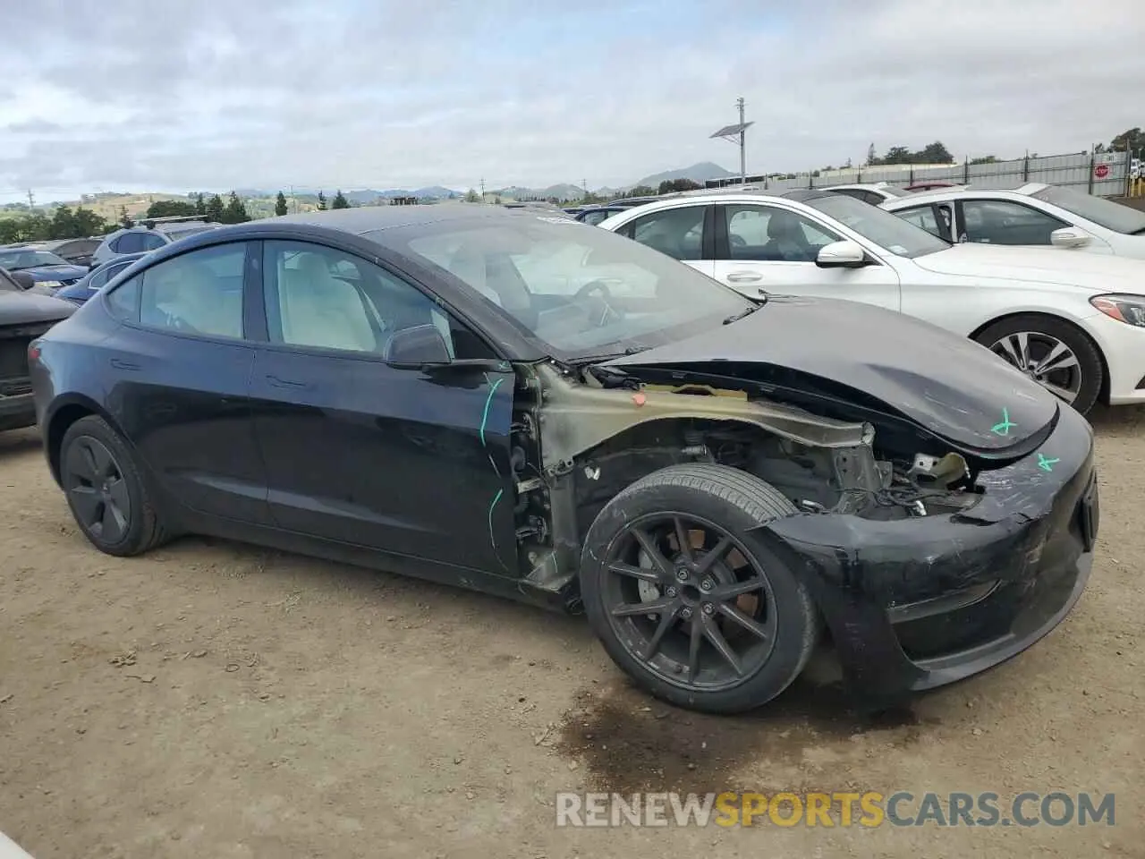 4 Photograph of a damaged car 5YJ3E1EA2PF547160 TESLA MODEL 3 2023