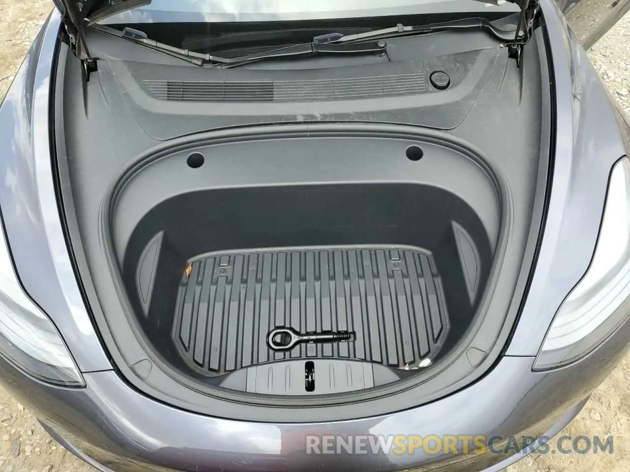 11 Photograph of a damaged car 5YJ3E1EA2PF550088 TESLA MODEL 3 2023