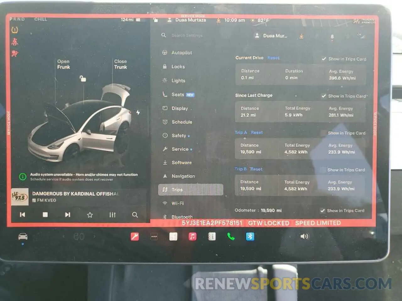 9 Photograph of a damaged car 5YJ3E1EA2PF578151 TESLA MODEL 3 2023