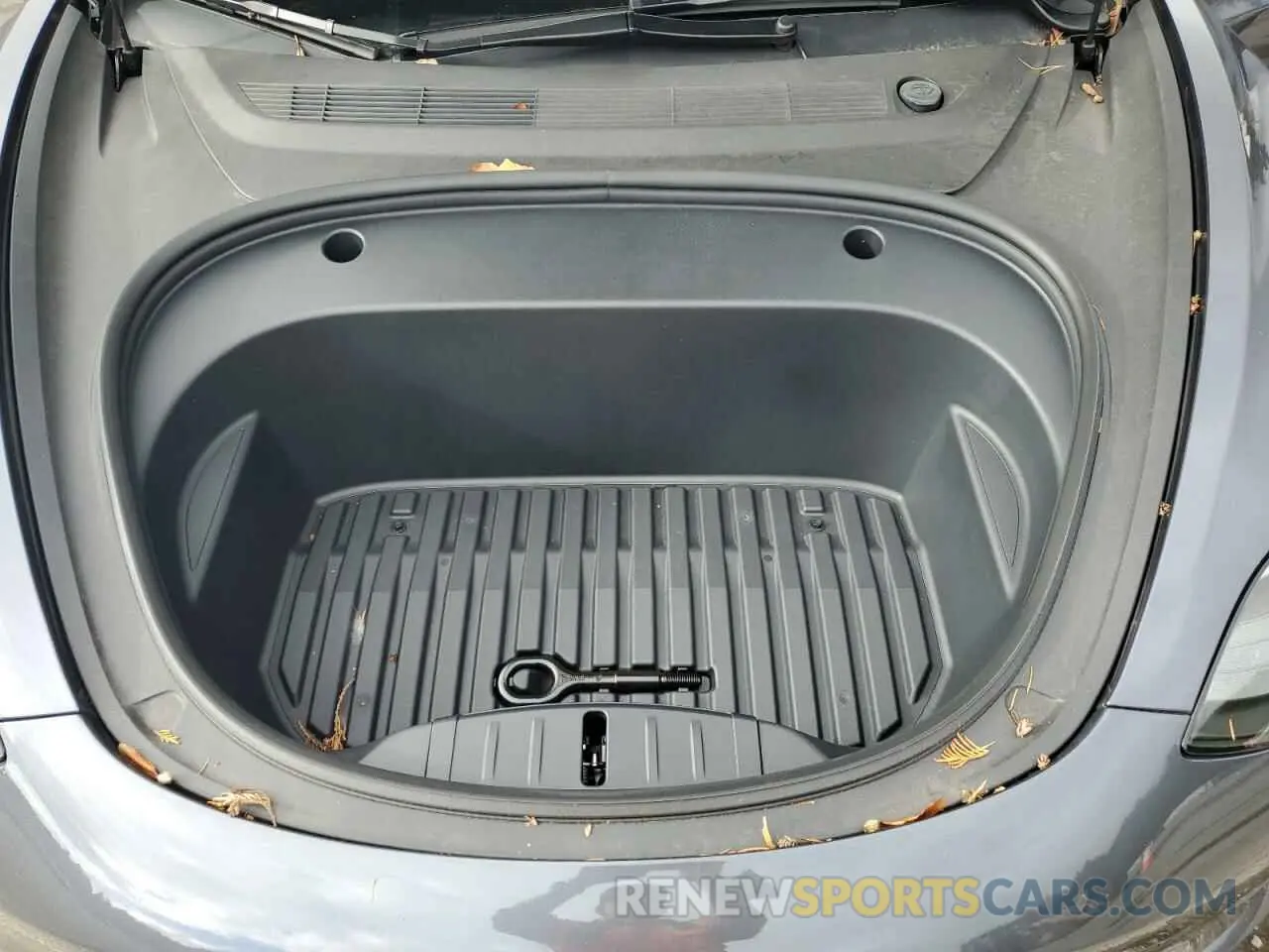 11 Photograph of a damaged car 5YJ3E1EA2PF583219 TESLA MODEL 3 2023