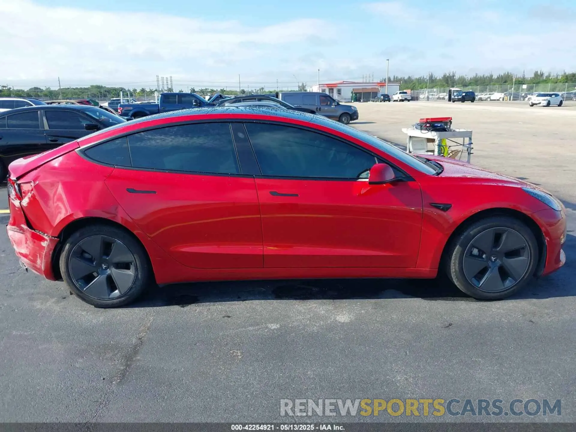 14 Photograph of a damaged car 5YJ3E1EA2PF588467 TESLA MODEL 3 2023