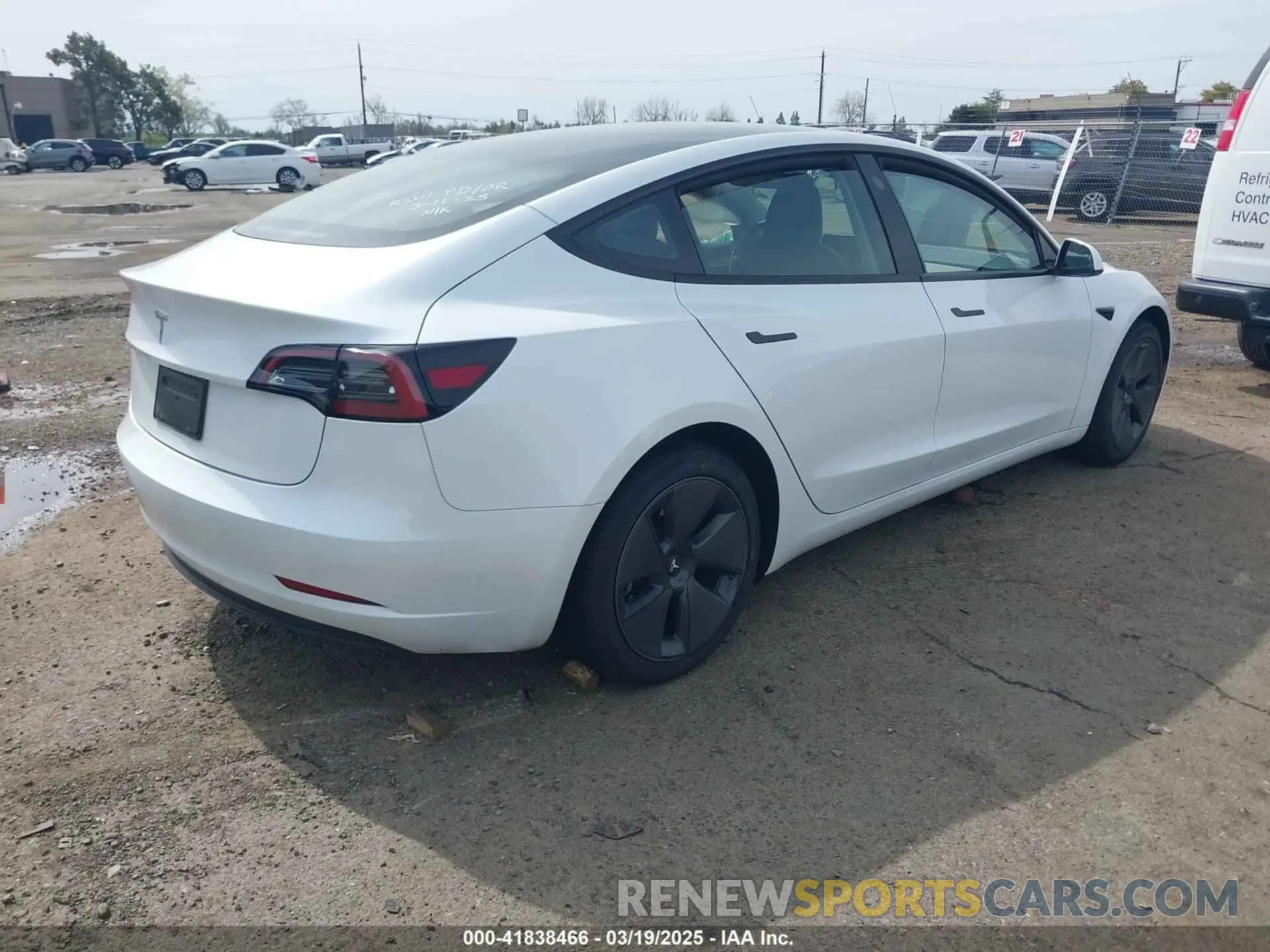 4 Photograph of a damaged car 5YJ3E1EA2PF606563 TESLA MODEL 3 2023