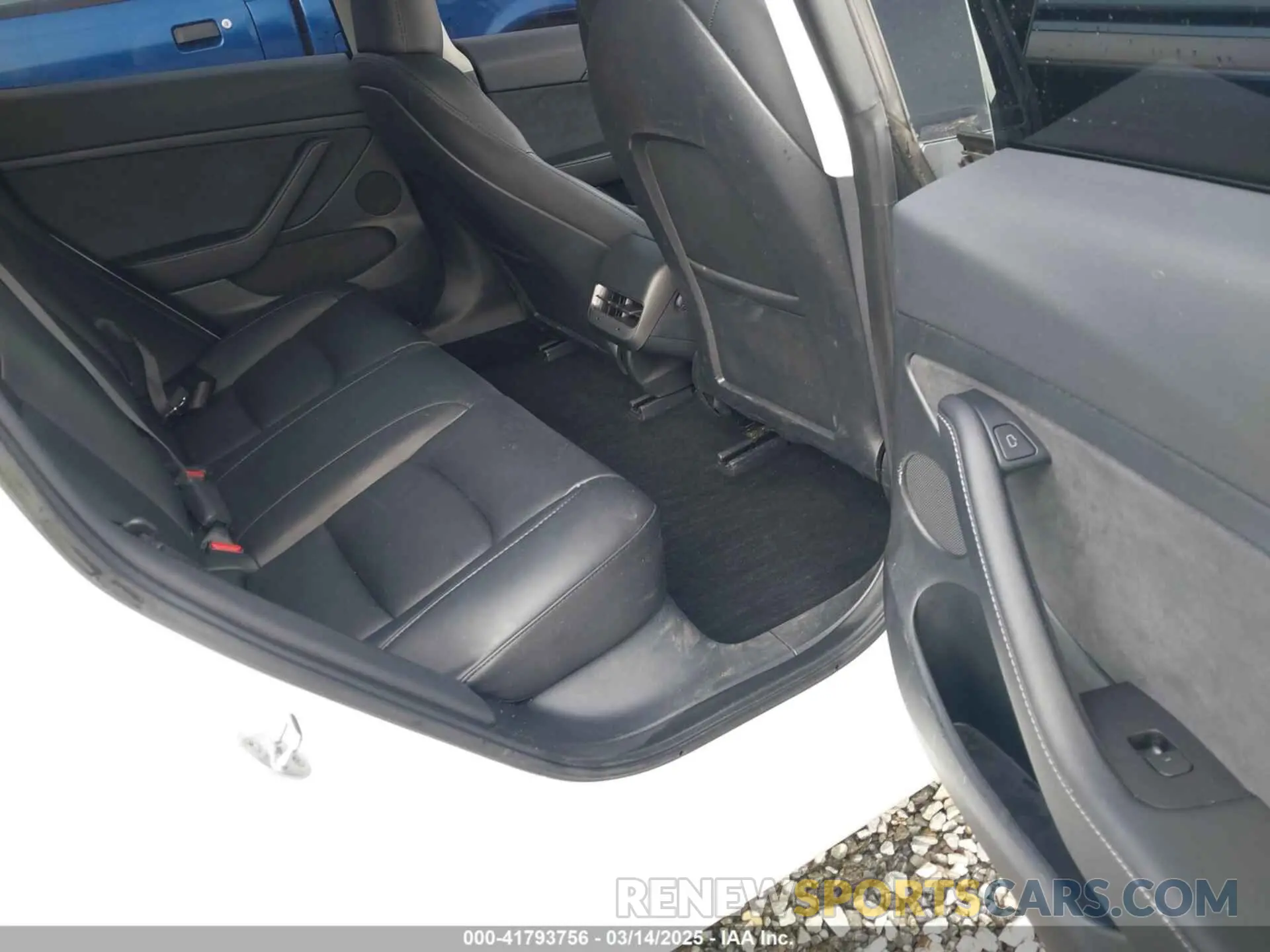 8 Photograph of a damaged car 5YJ3E1EA2PF612427 TESLA MODEL 3 2023