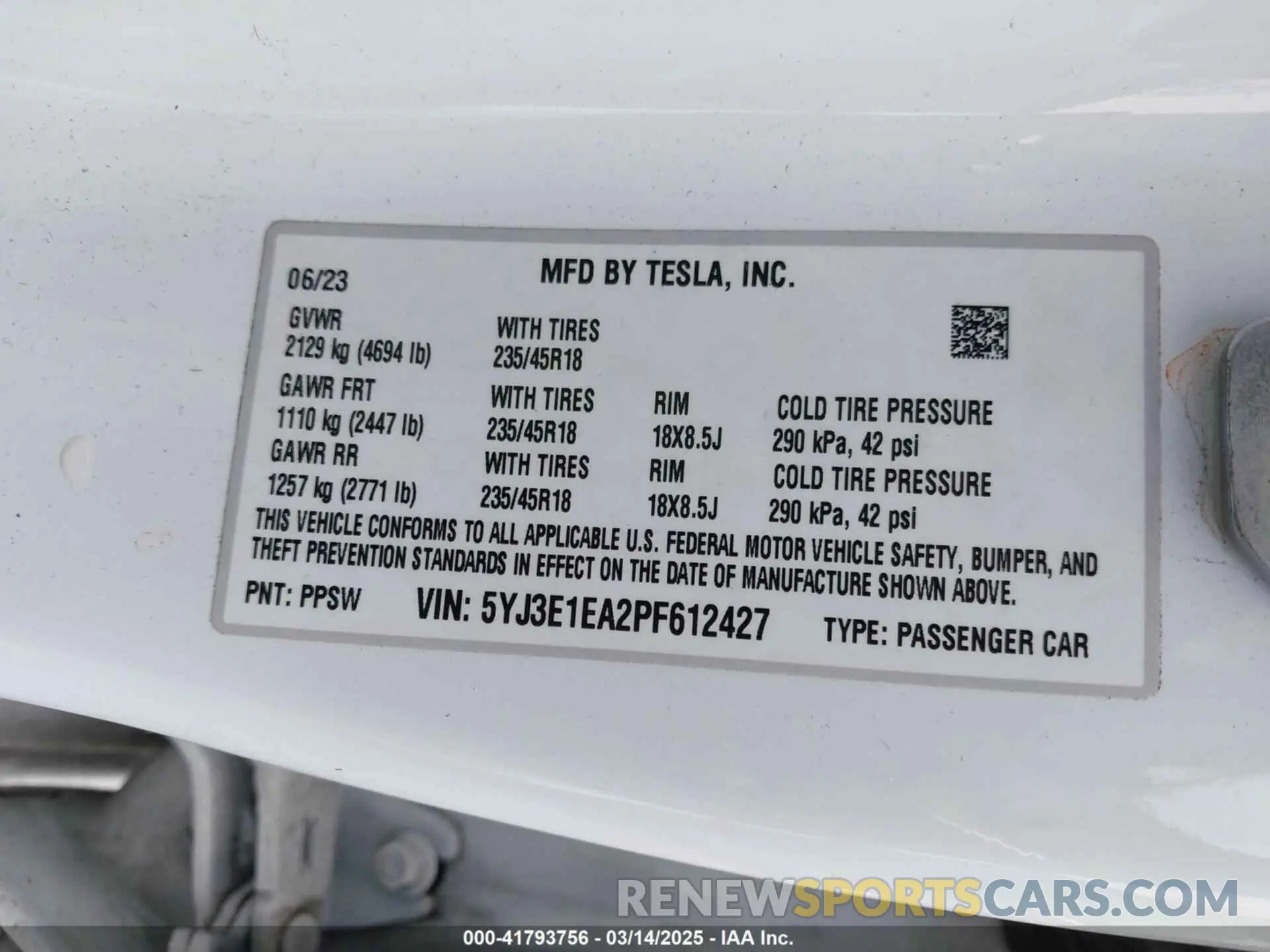 9 Photograph of a damaged car 5YJ3E1EA2PF612427 TESLA MODEL 3 2023