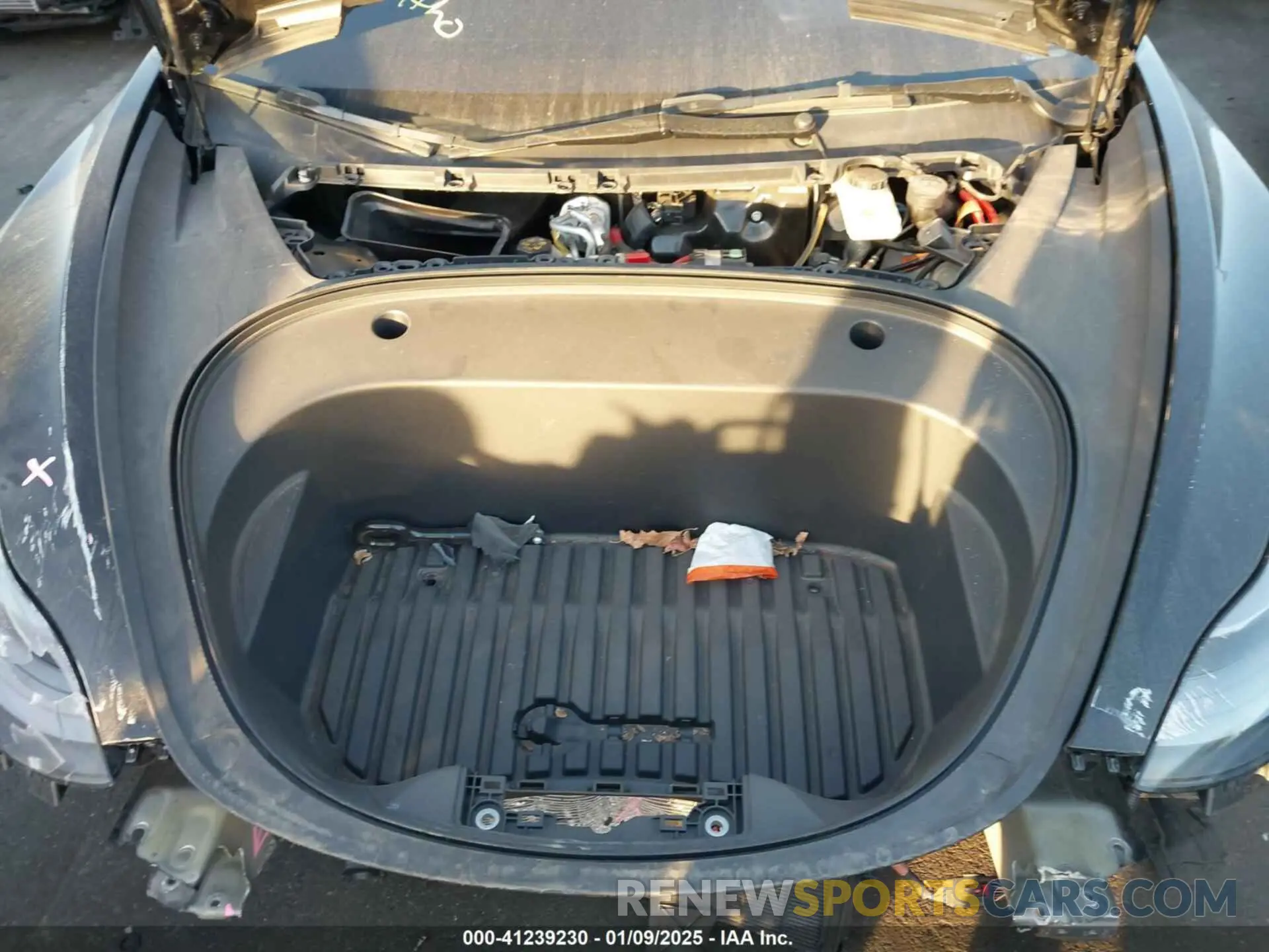 10 Photograph of a damaged car 5YJ3E1EA2PF613707 TESLA MODEL 3 2023