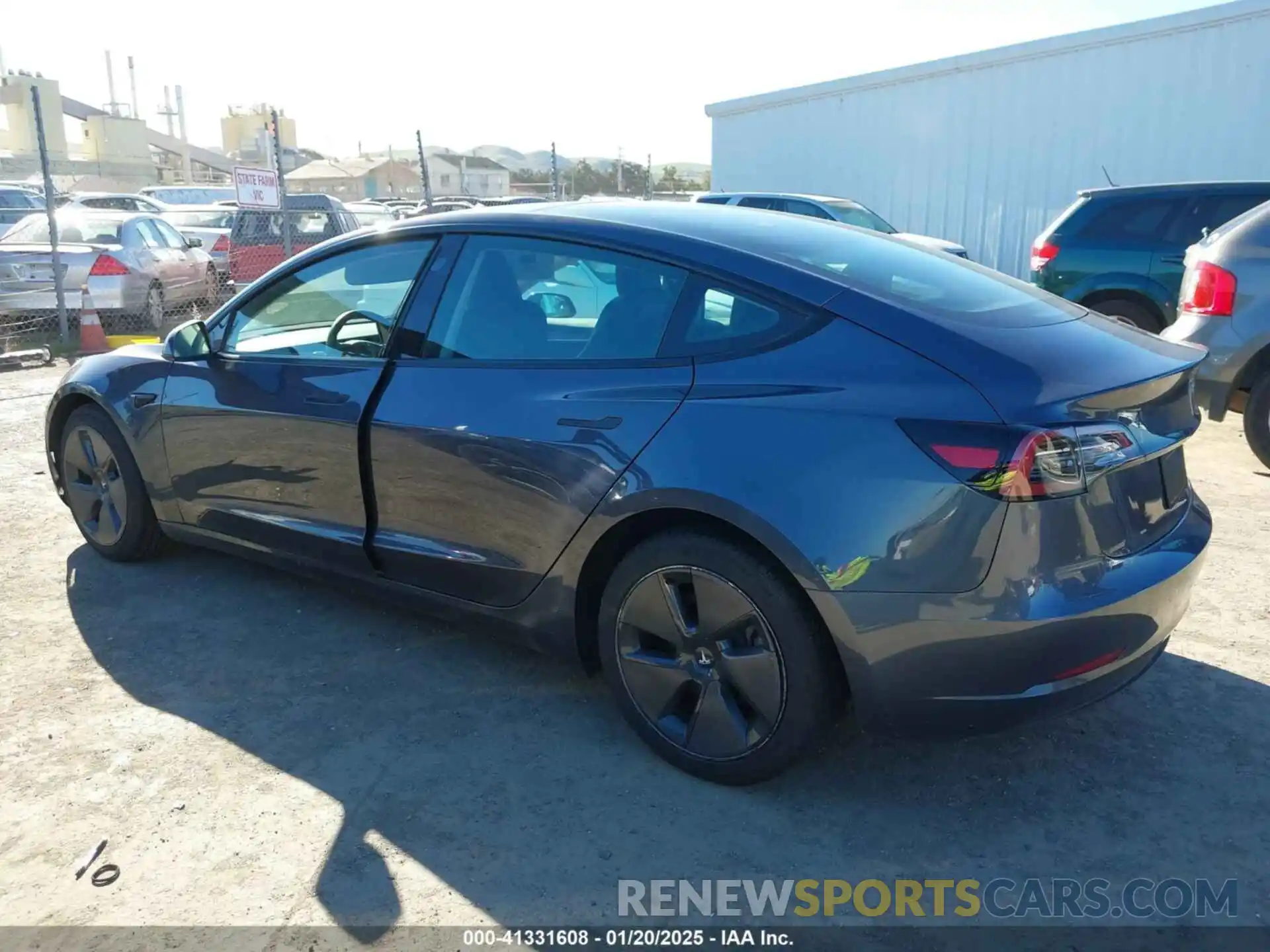 3 Photograph of a damaged car 5YJ3E1EA2PF615974 TESLA MODEL 3 2023