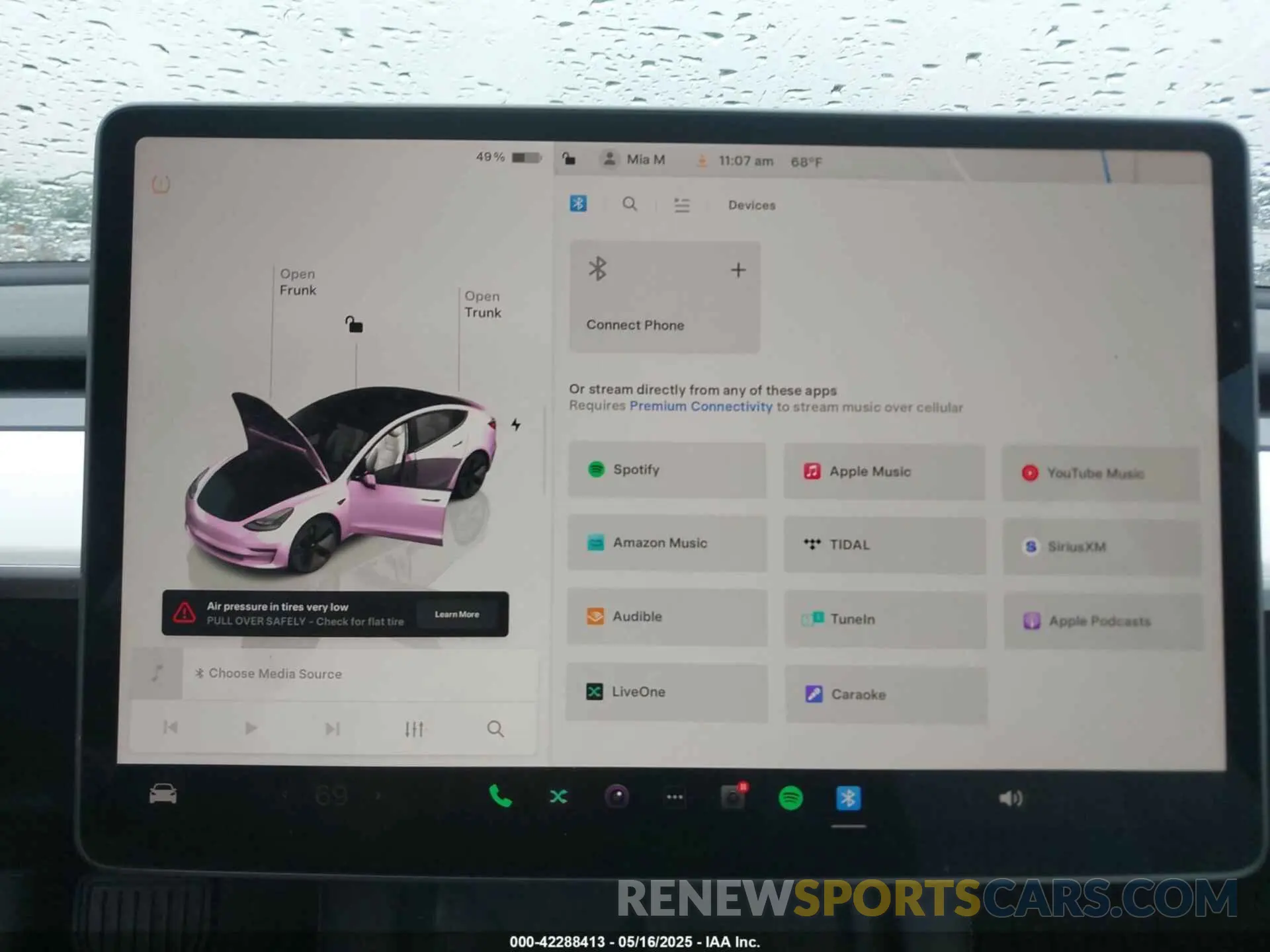 18 Photograph of a damaged car 5YJ3E1EA2PF626392 TESLA MODEL 3 2023