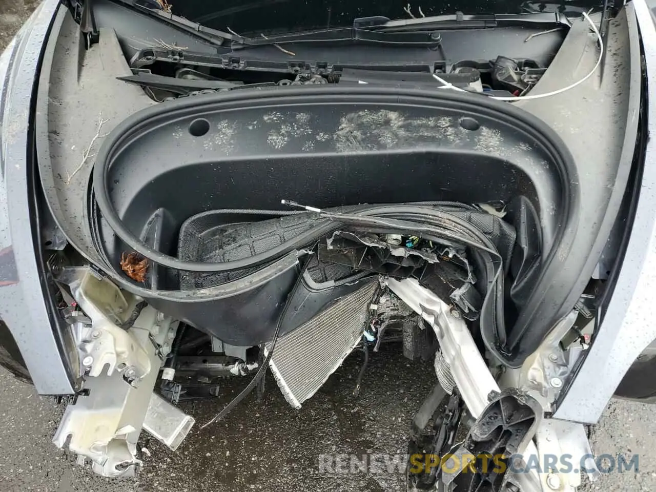 11 Photograph of a damaged car 5YJ3E1EA2PF639868 TESLA MODEL 3 2023