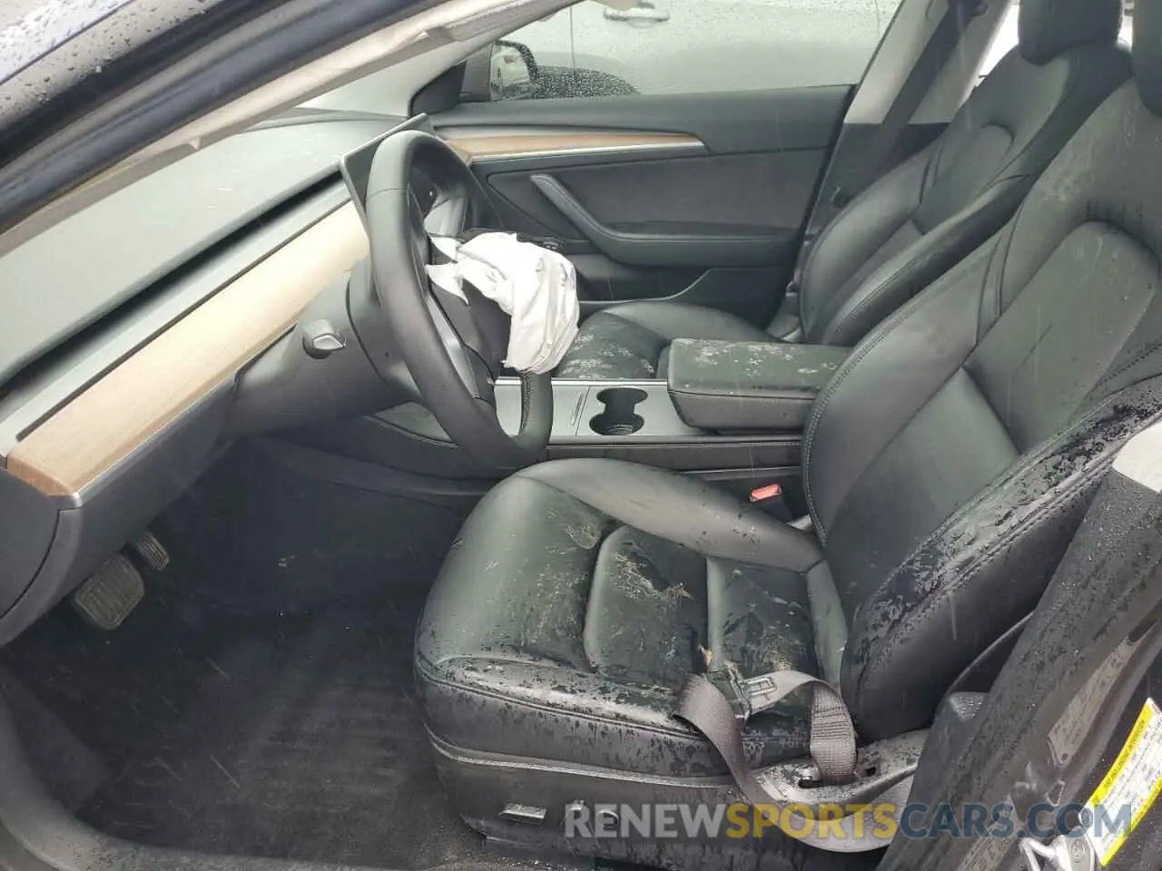 7 Photograph of a damaged car 5YJ3E1EA2PF639868 TESLA MODEL 3 2023